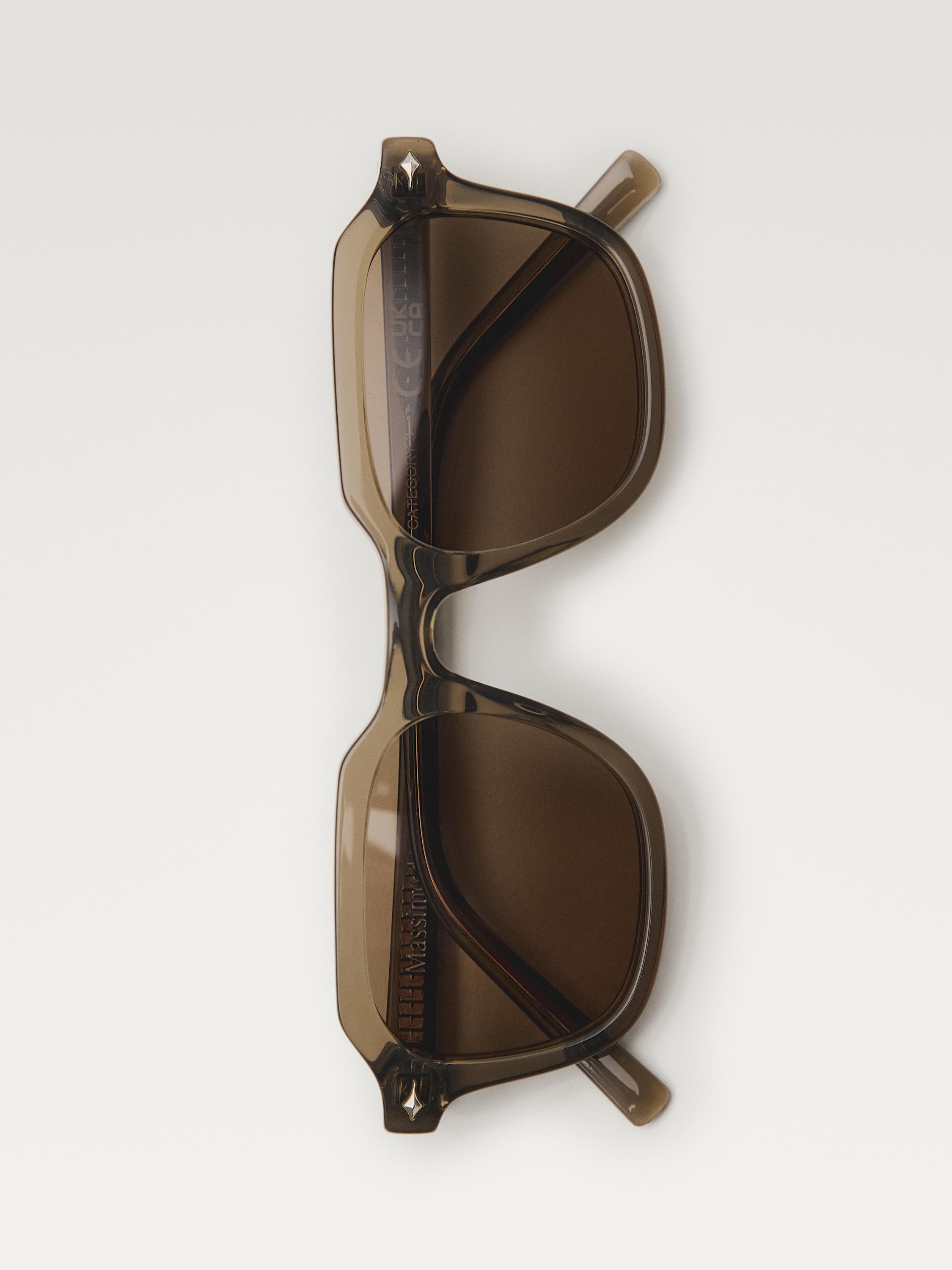 Square sunglasses — PALE GREEN