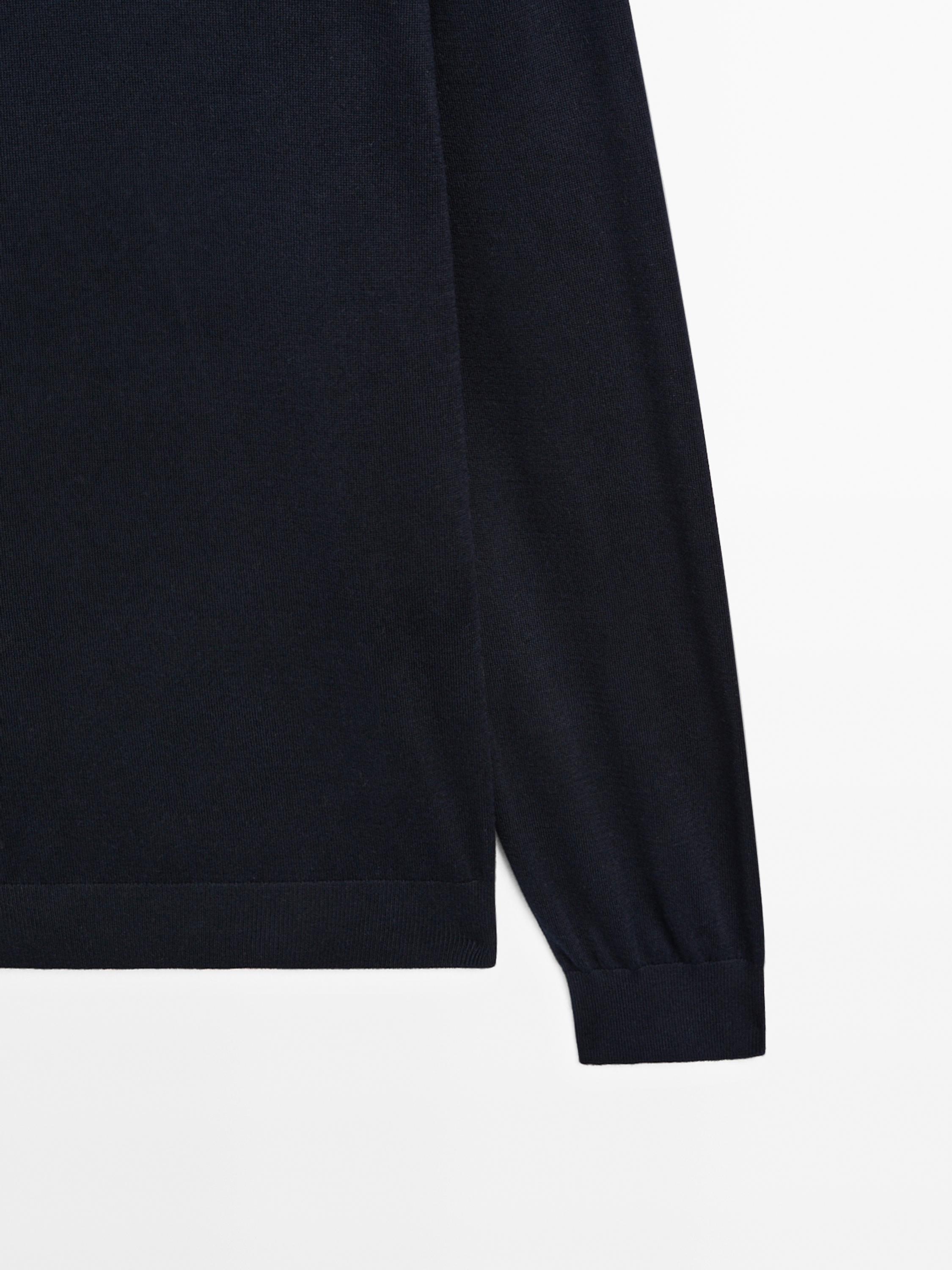 Long sleeve cotton knit sweater