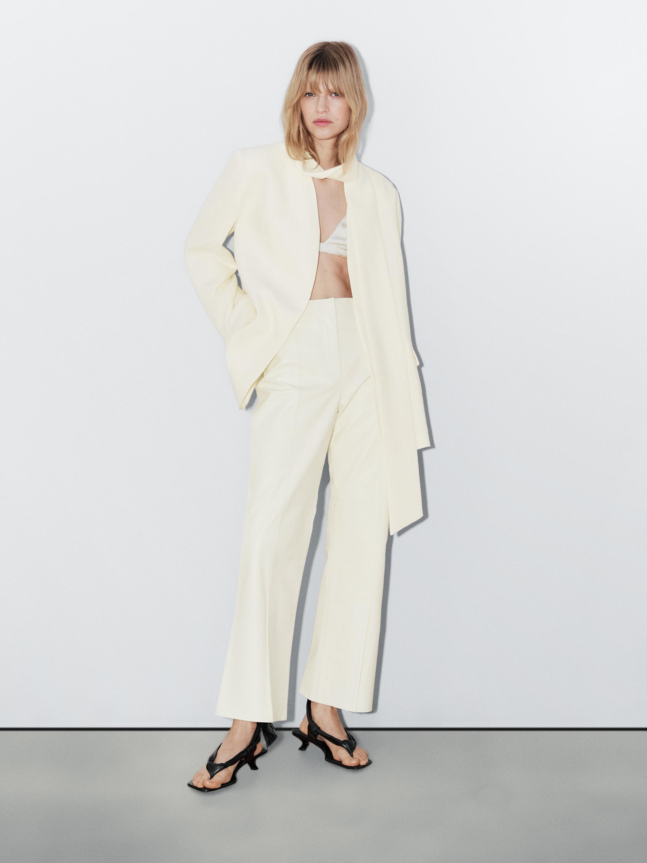 Κοντό σακάκι με λεπτομέρεια μαντίλι από 100% λινό - STUDIO