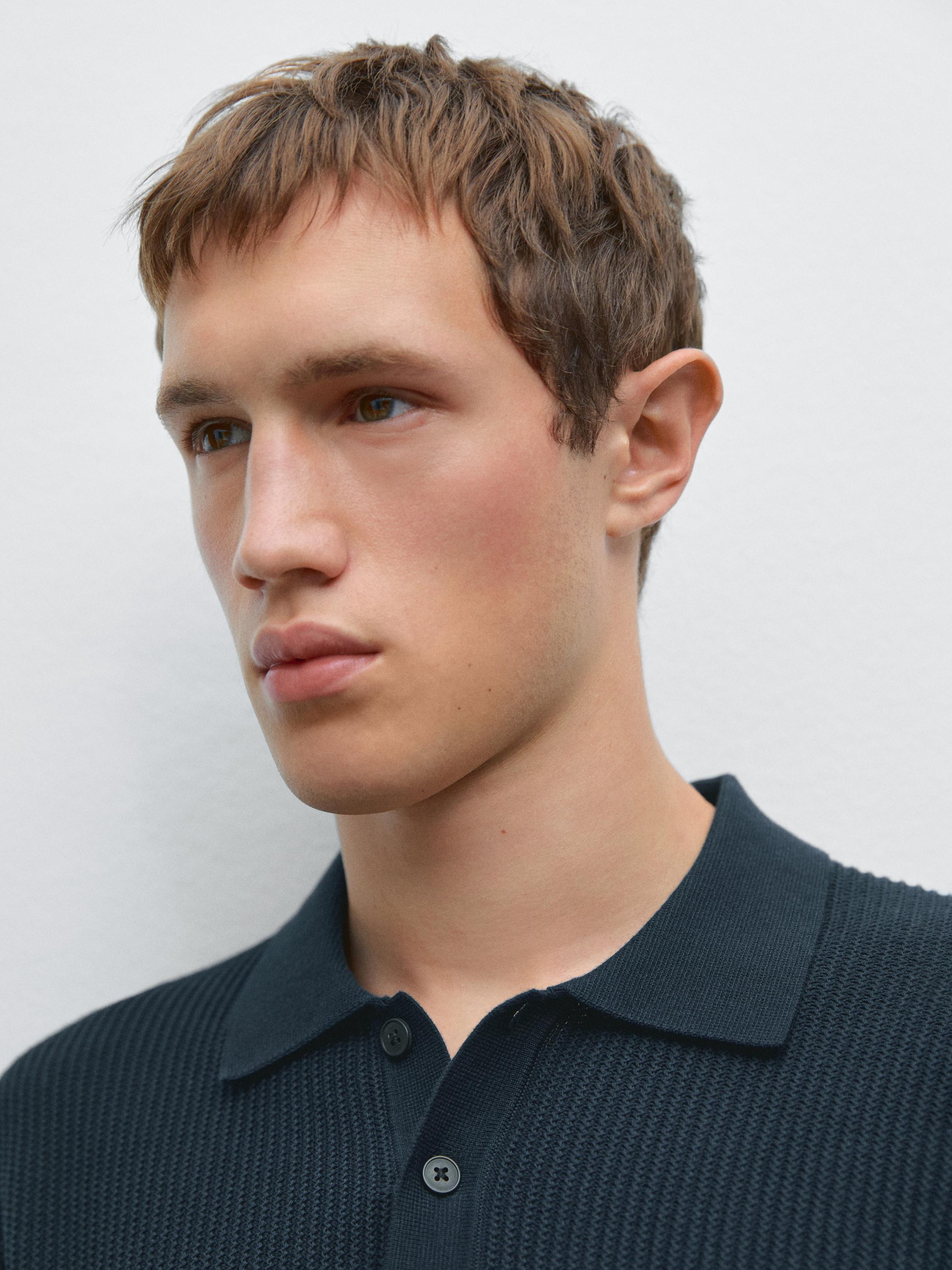 100% cotton textured knit polo shirt