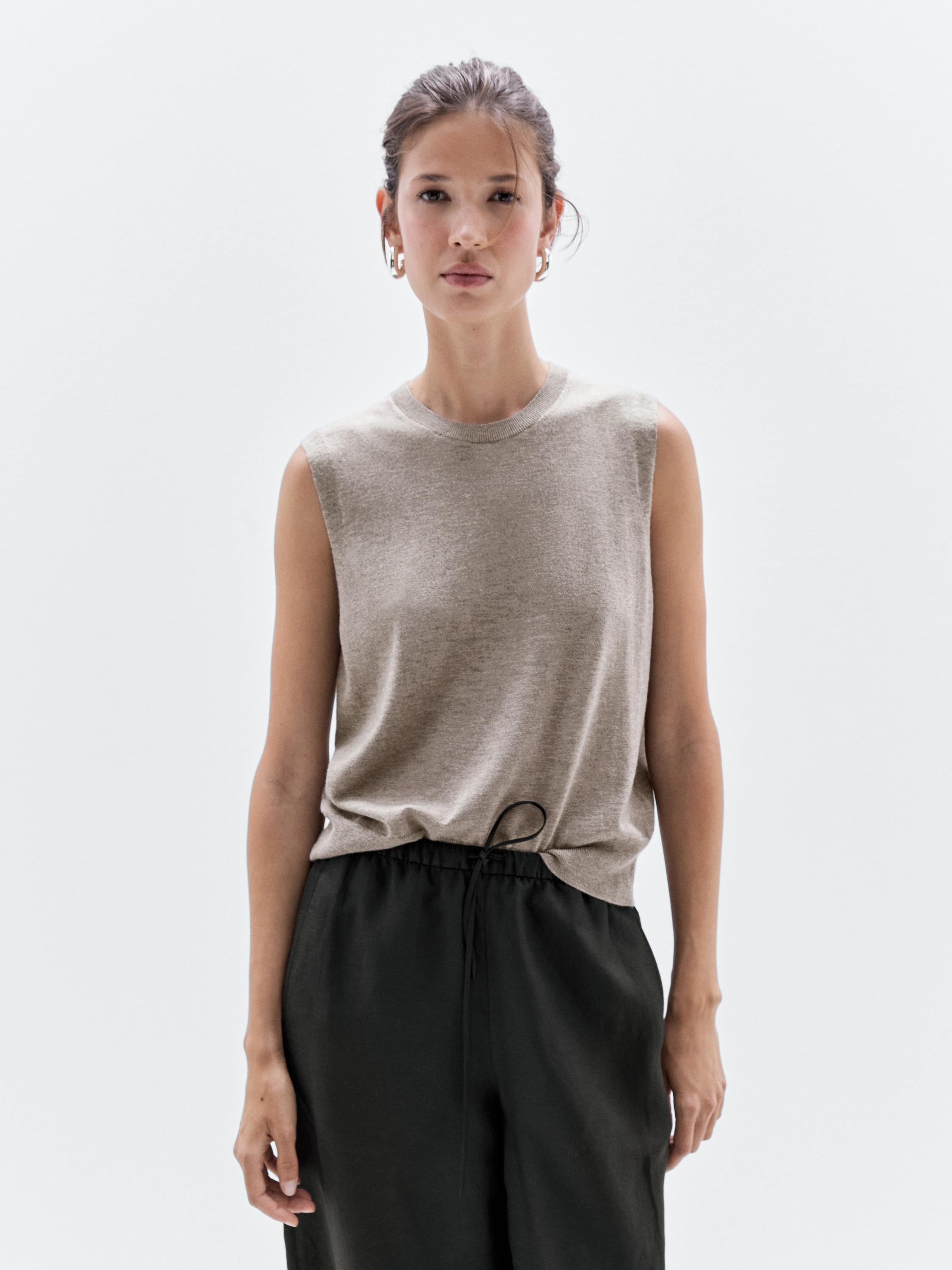 جاكيت فيست قصير من الصوف المخلوط بياقة دائرية