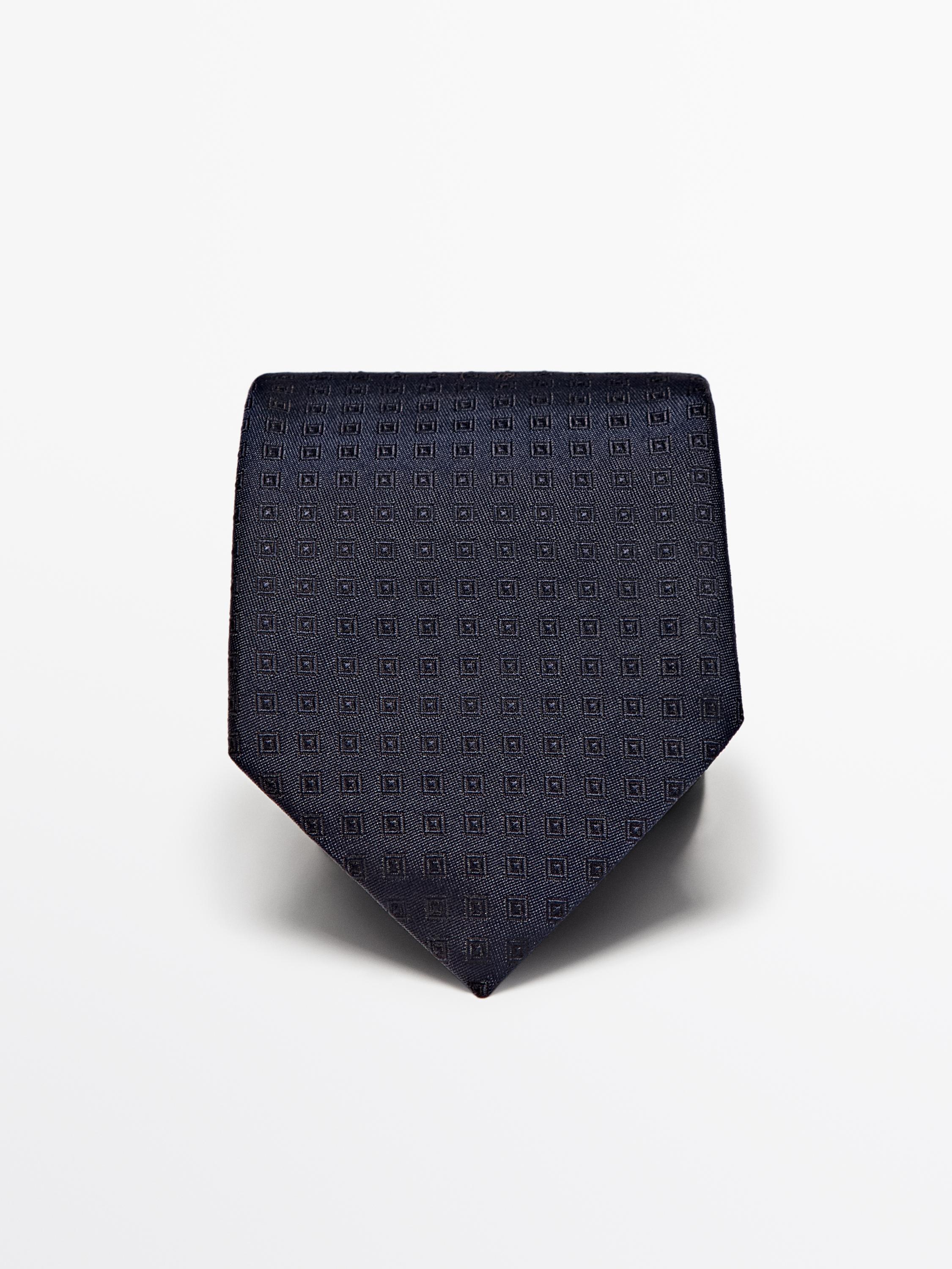 Mulberry silk micro-textured tie