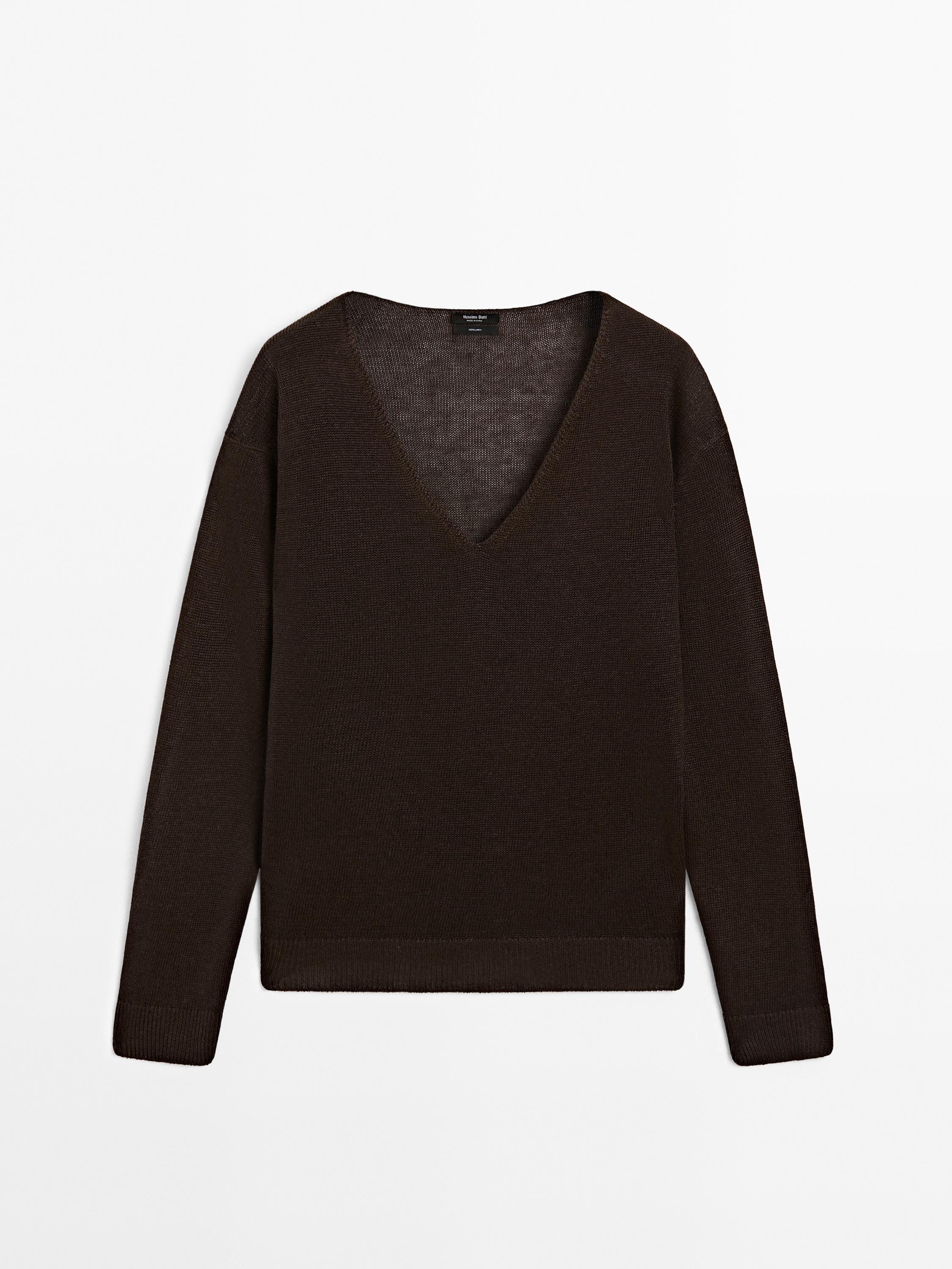 V-neck knitted jumper 100% linen