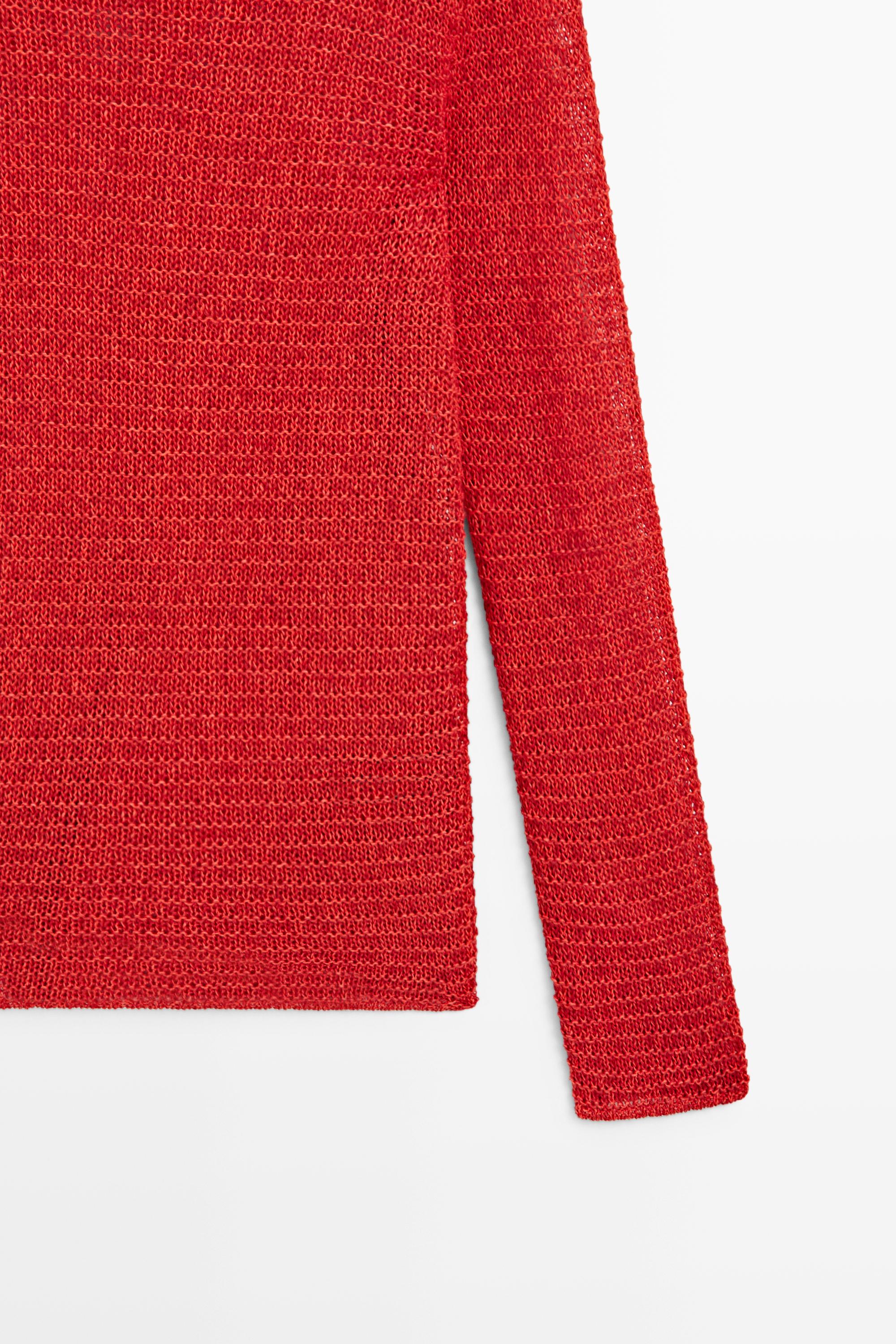 Boat neck knit sweater — RED