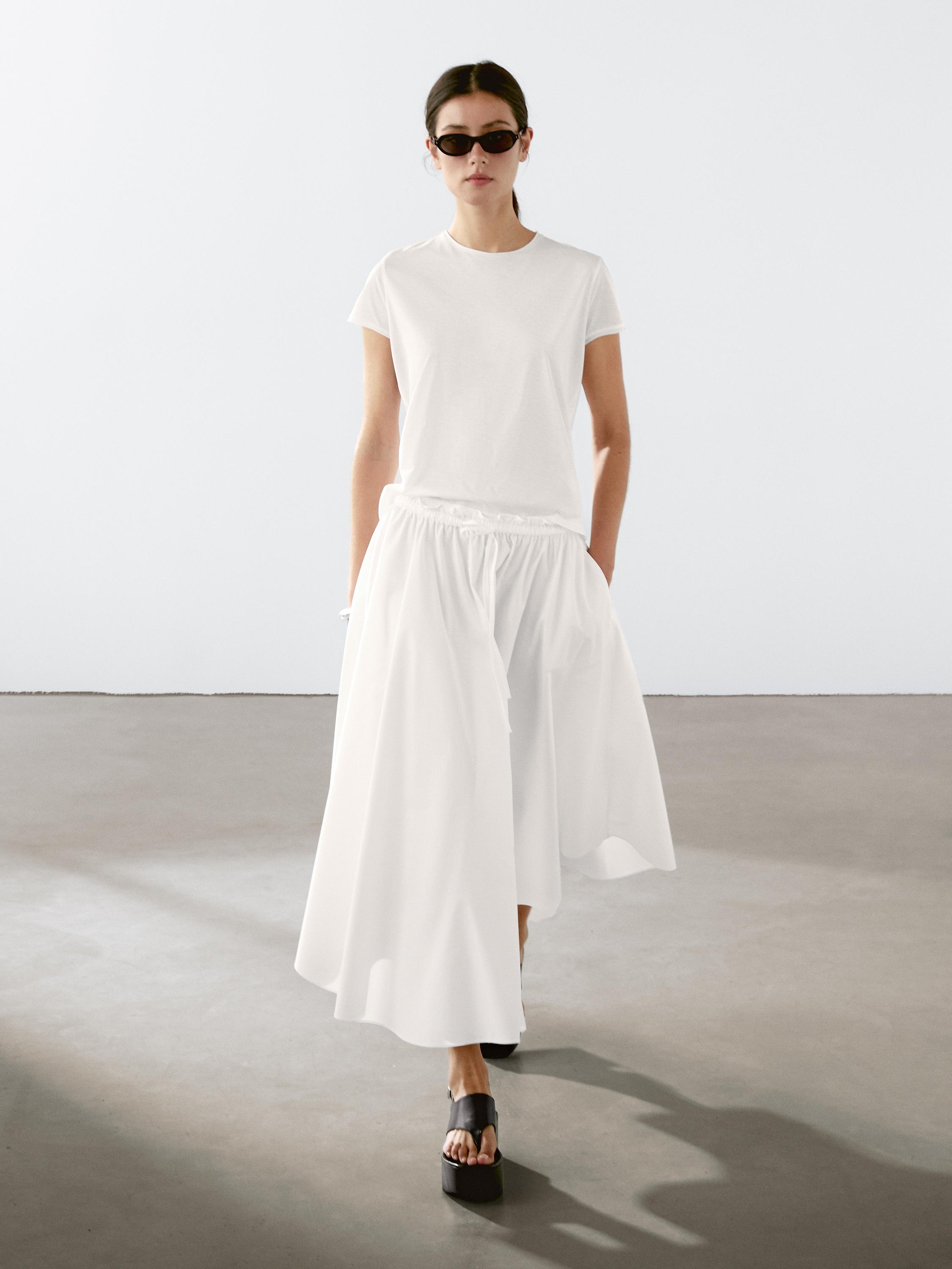 T-shirt fluida de manga curta