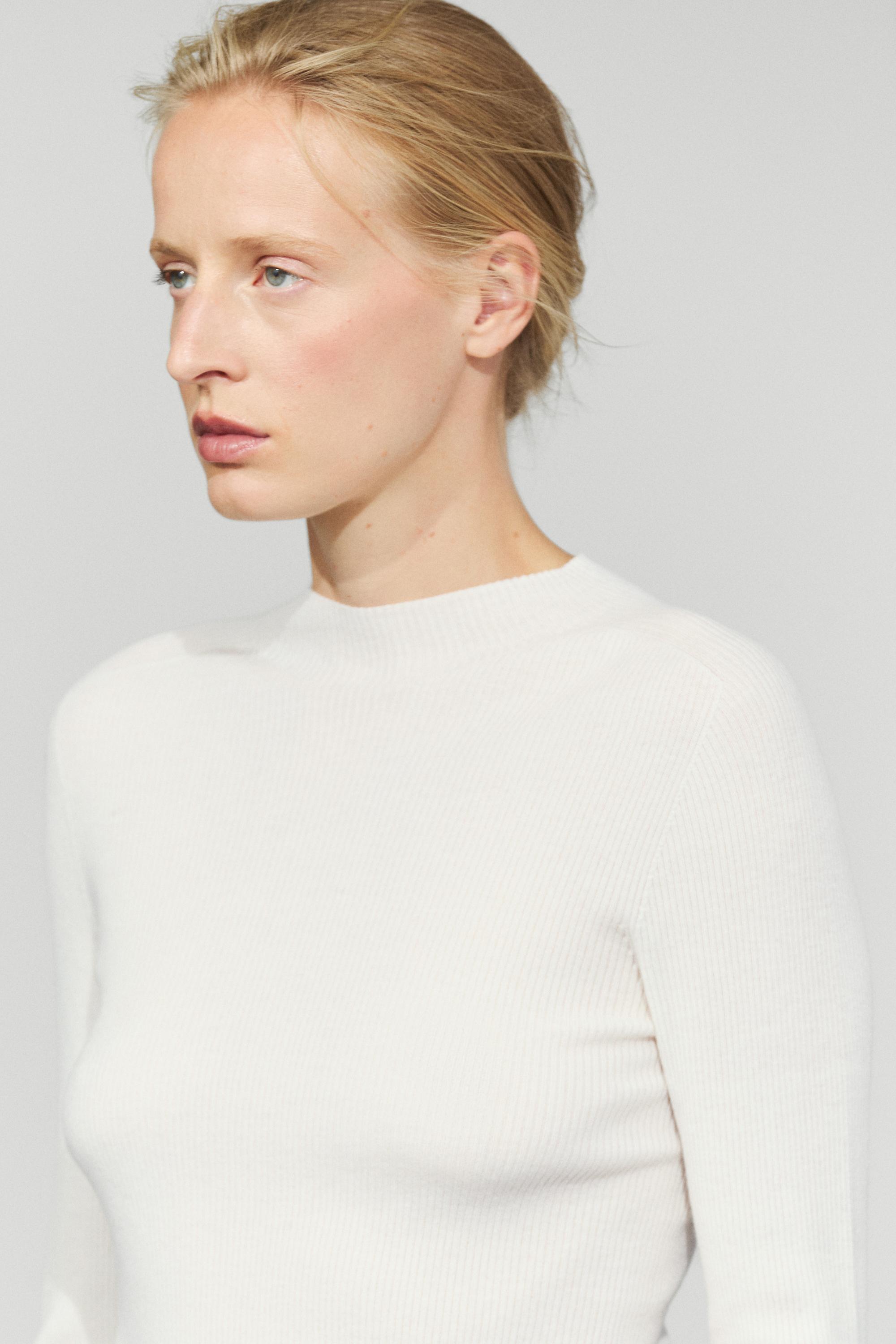 Ribbed knit mock turtleneck sweater — CREAM