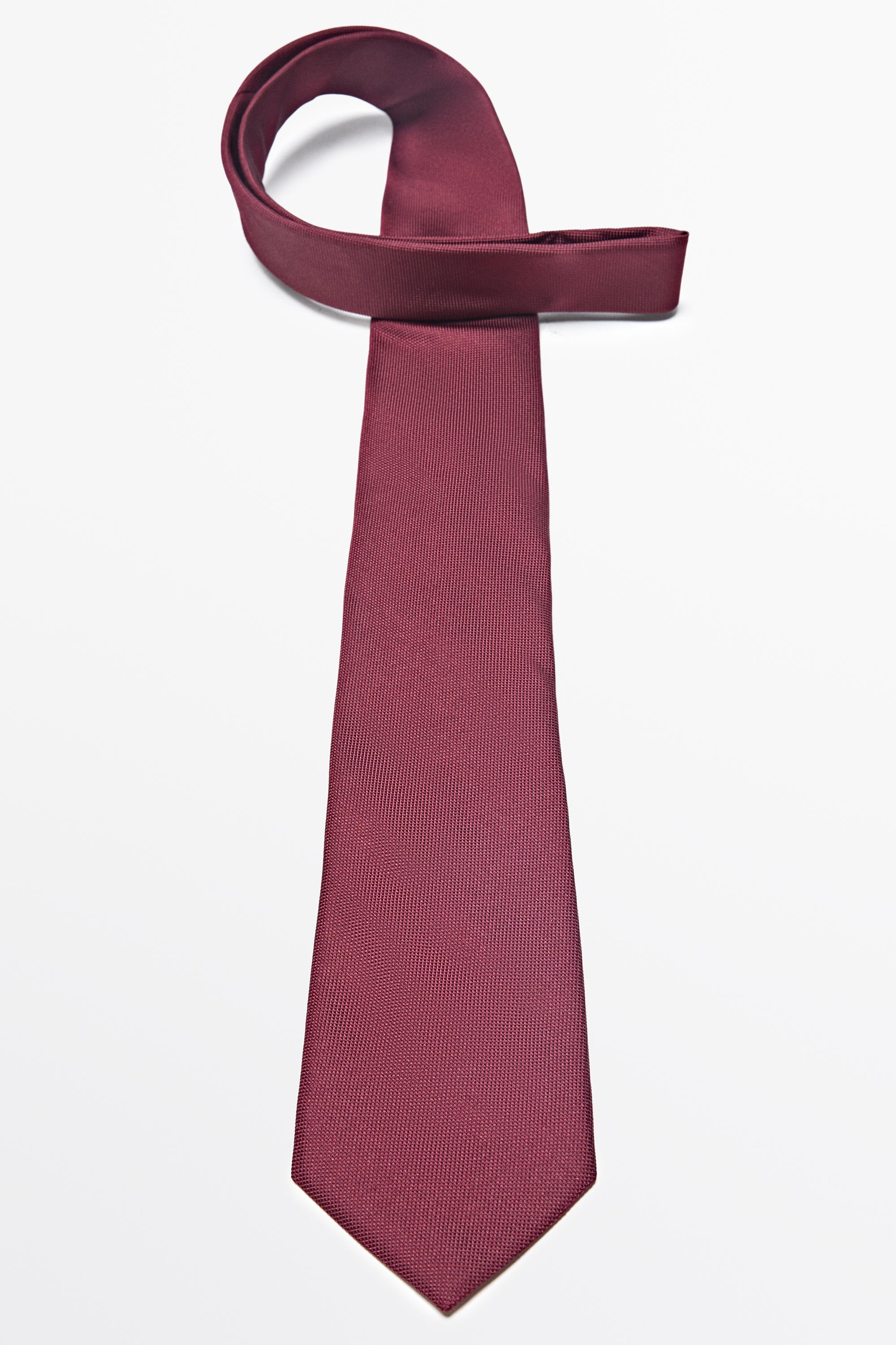 100% silk textured tie — MAROON