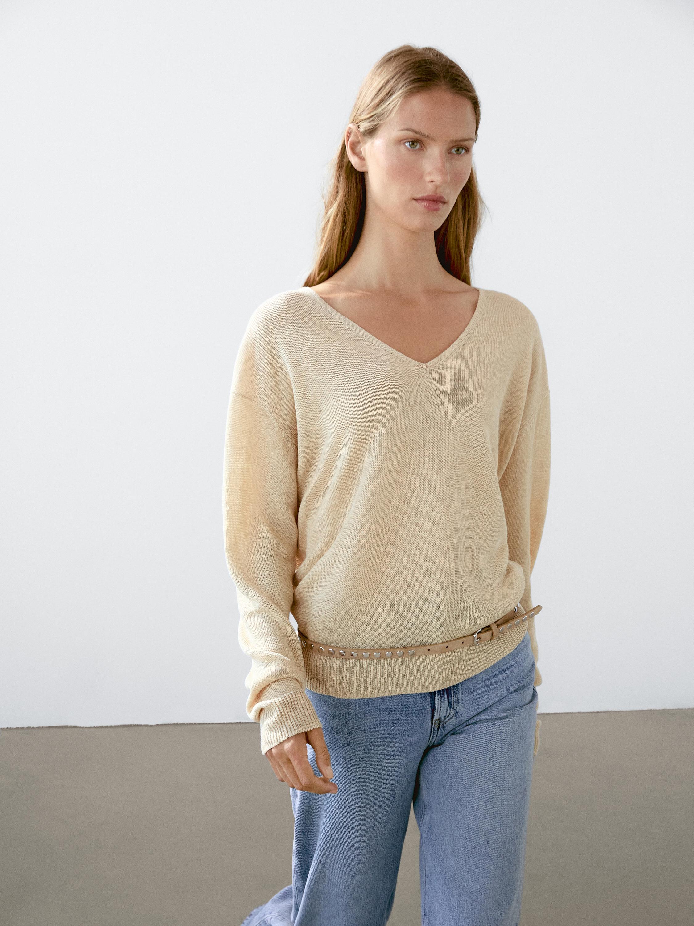 Maglia con collo a V 100% lino