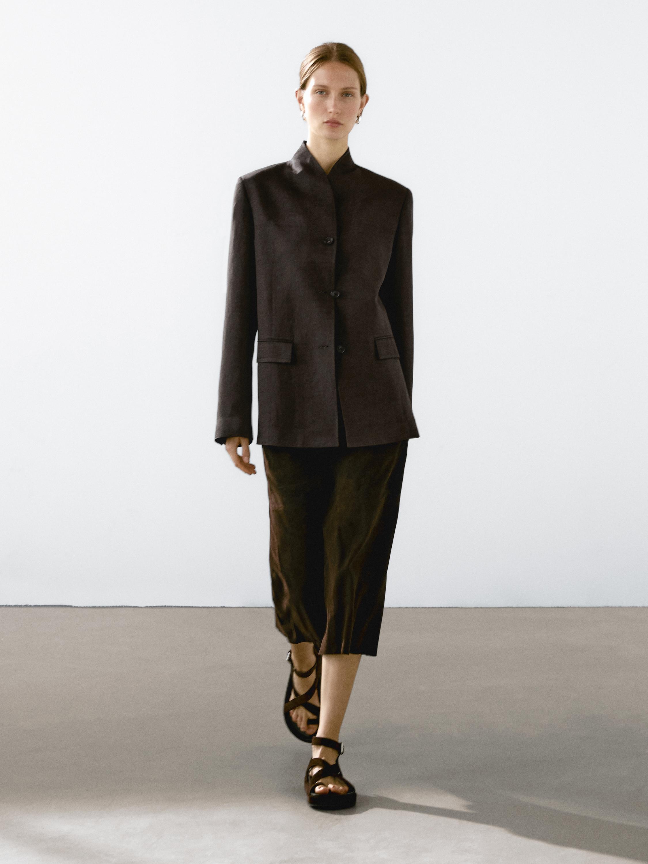 Linen blend high neck blazer