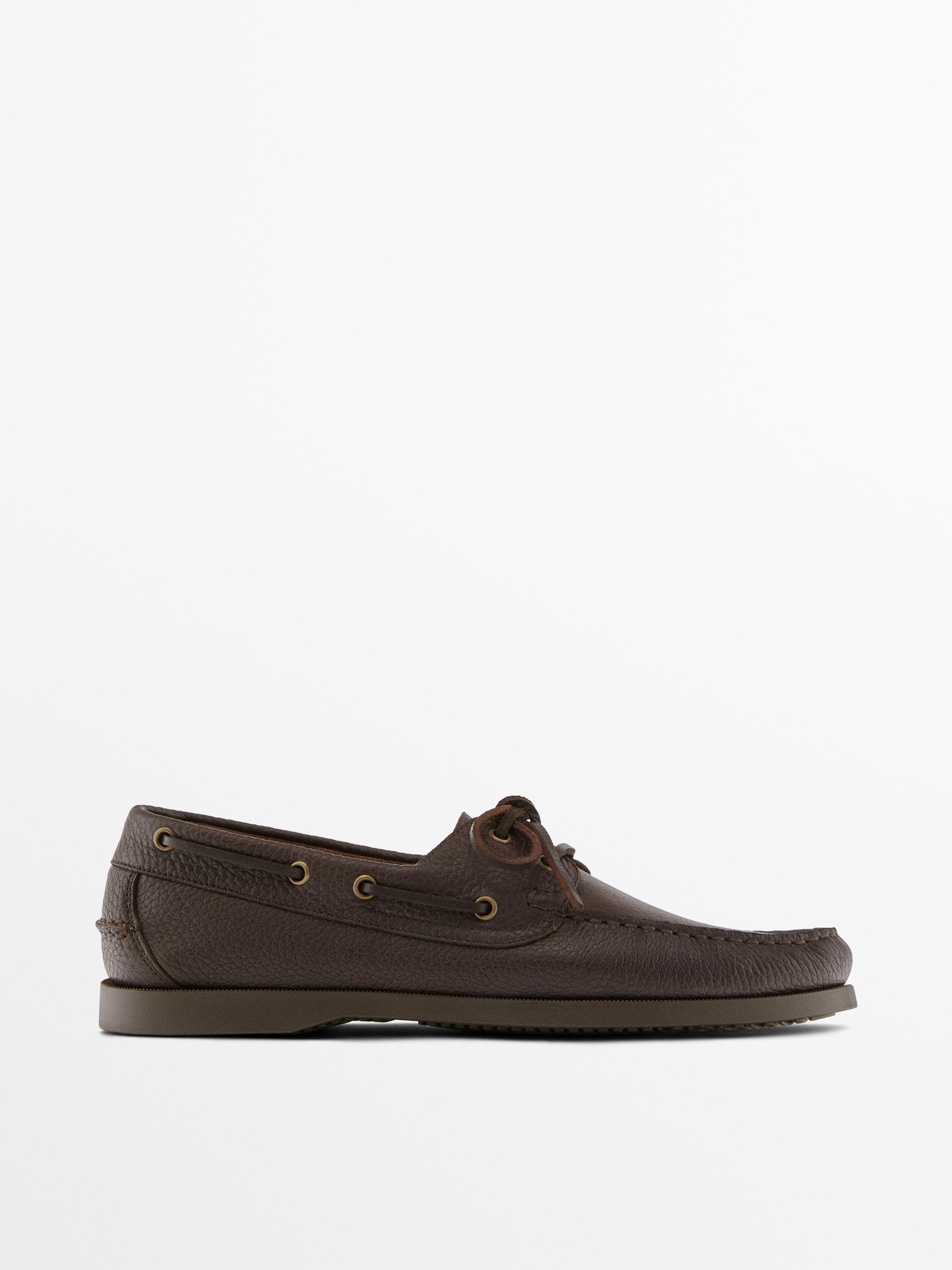 Leather deck shoes — BROWN