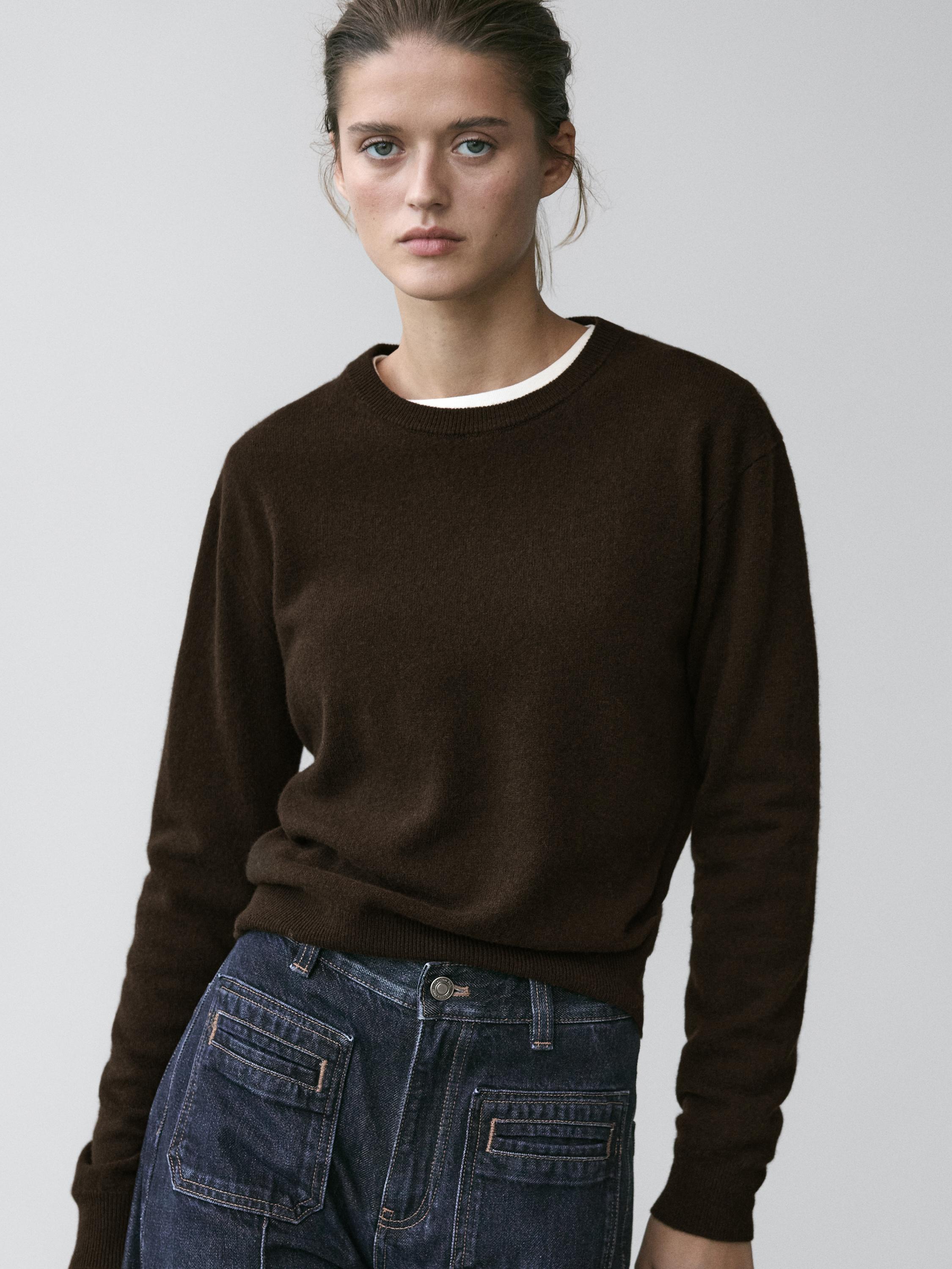 Mid-rise wide-leg jeans