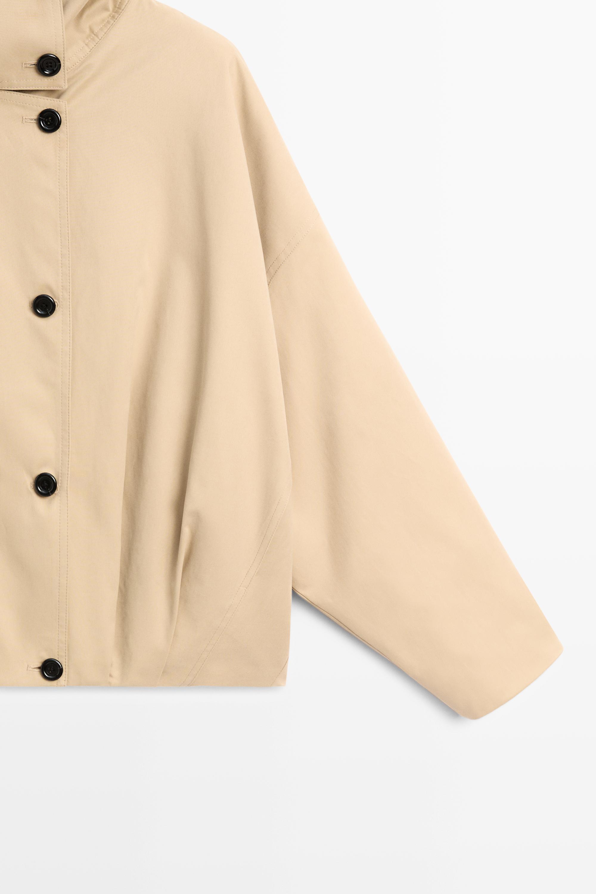 Pleated stand-collar bomber jacket — Beige