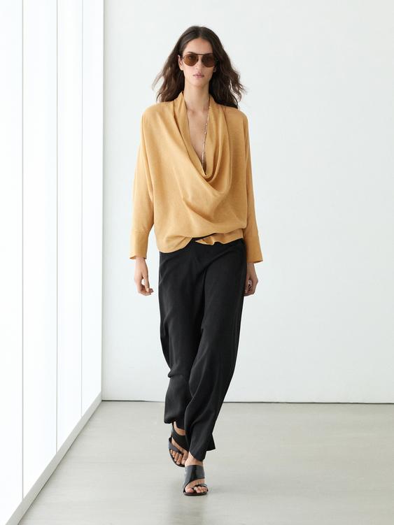 Drape yakalı dökümlü bluz