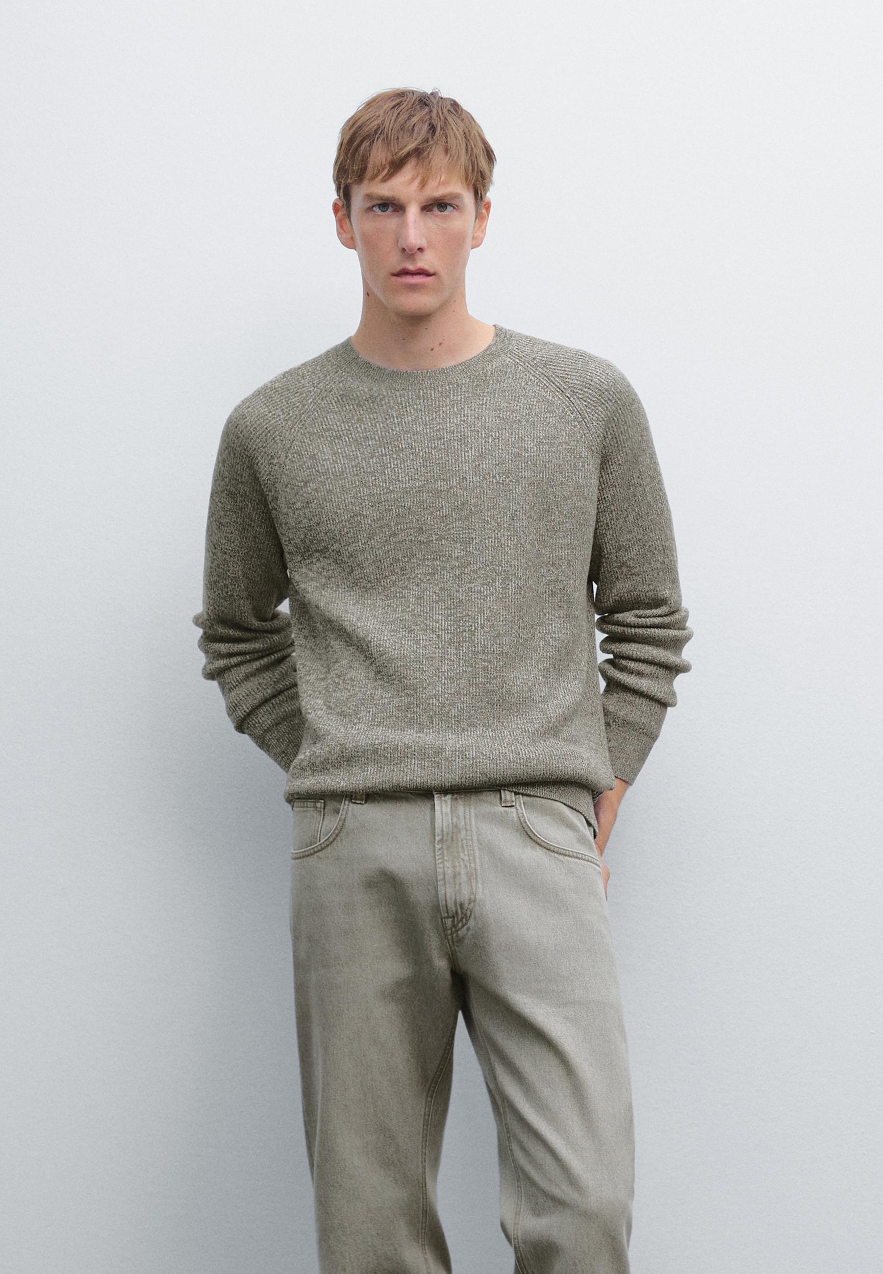 Pulover cu guler rotund din tricot mouline