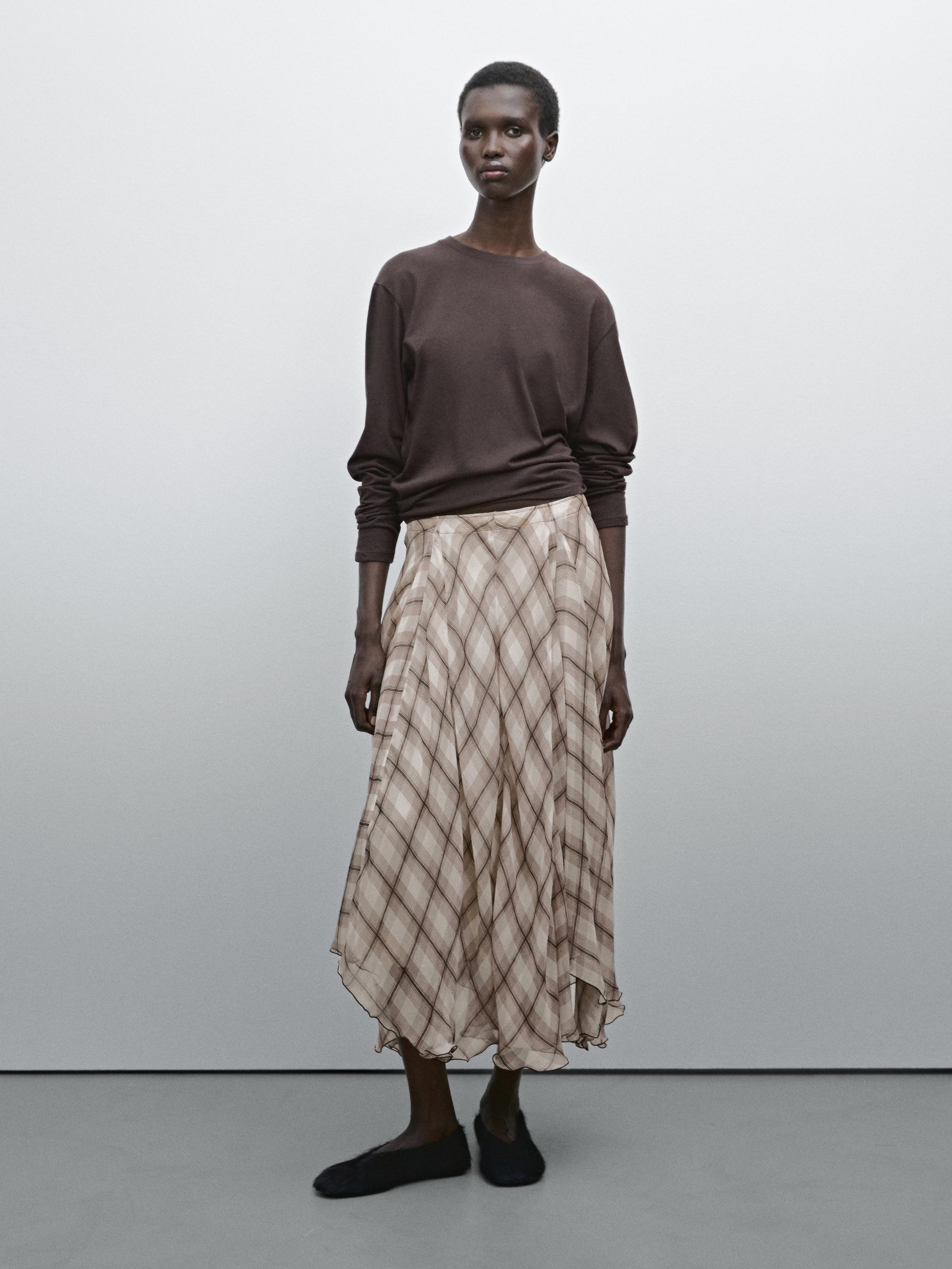 Falda midi fluida cuadros