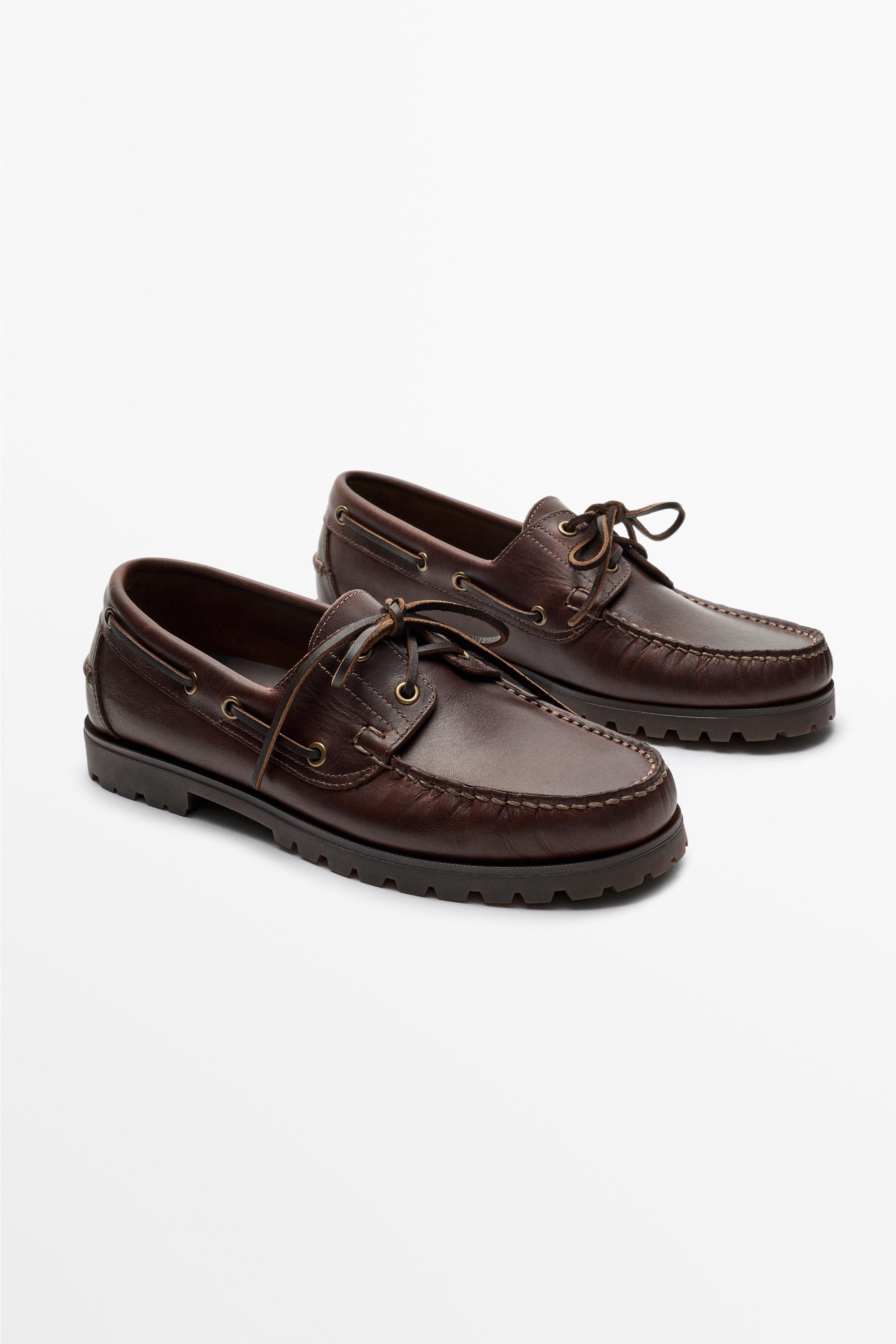 Chaussure bateau en nappa