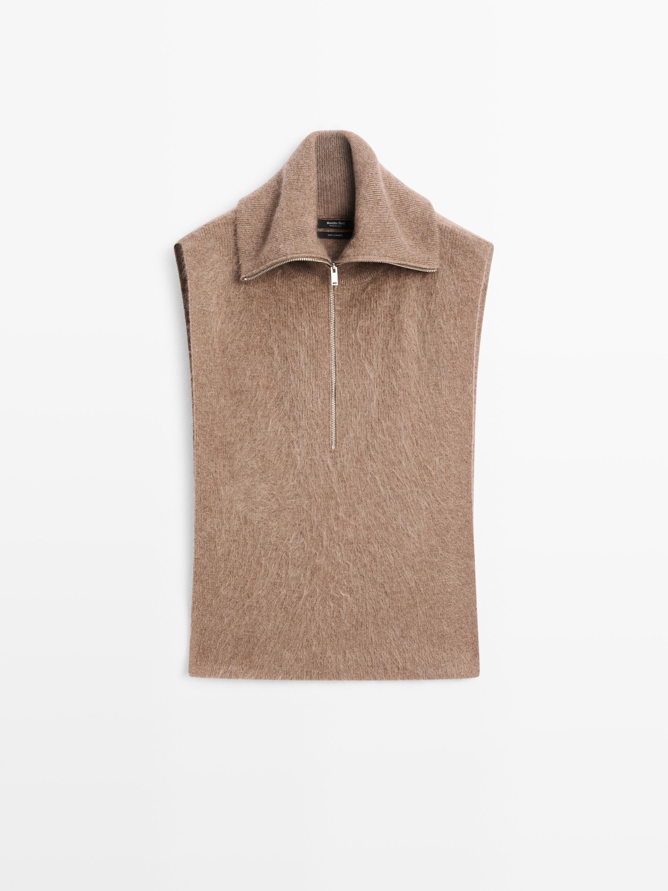 Long 100% cashmere zipped chest bag