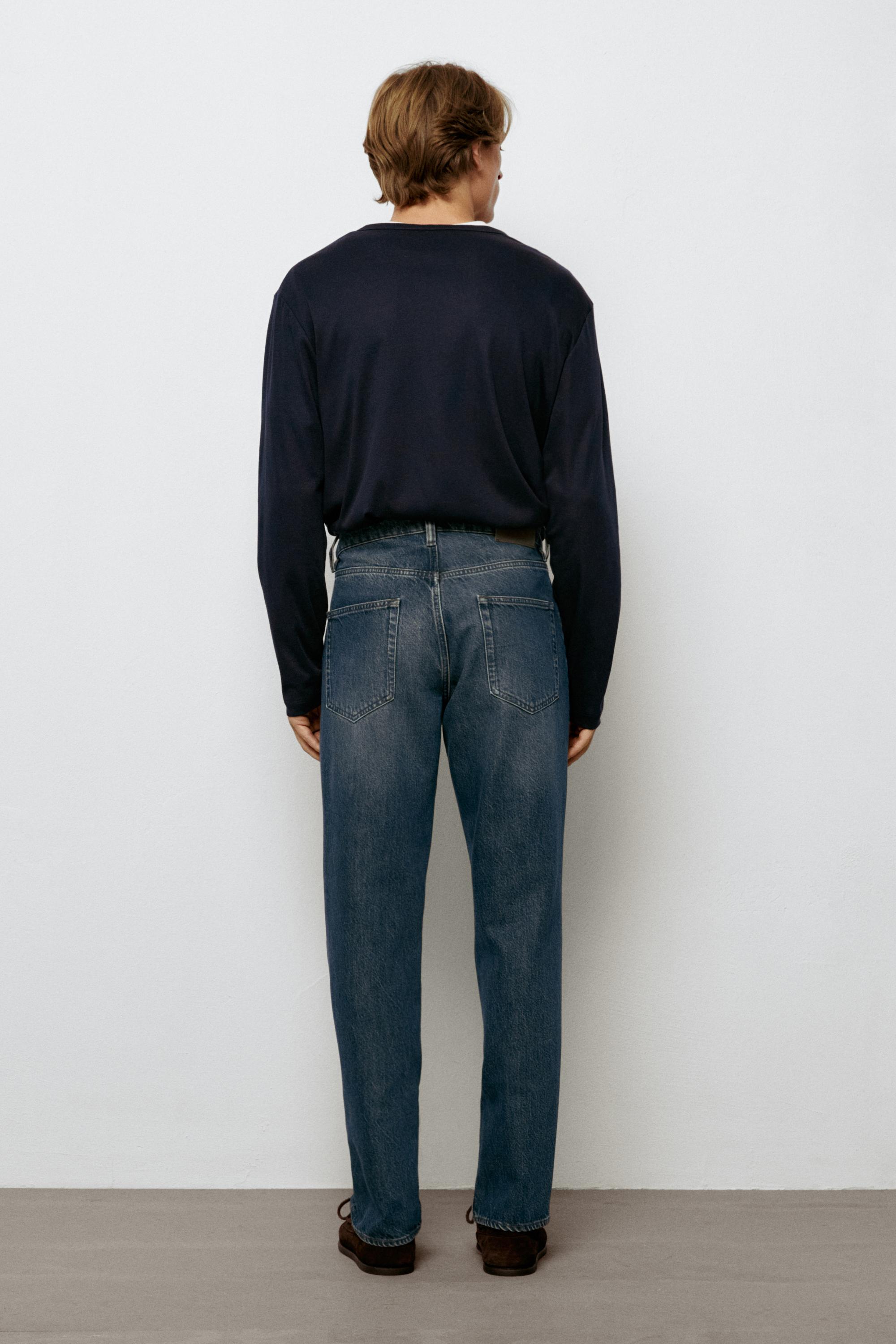 Tapered fit jeans — INDIGO