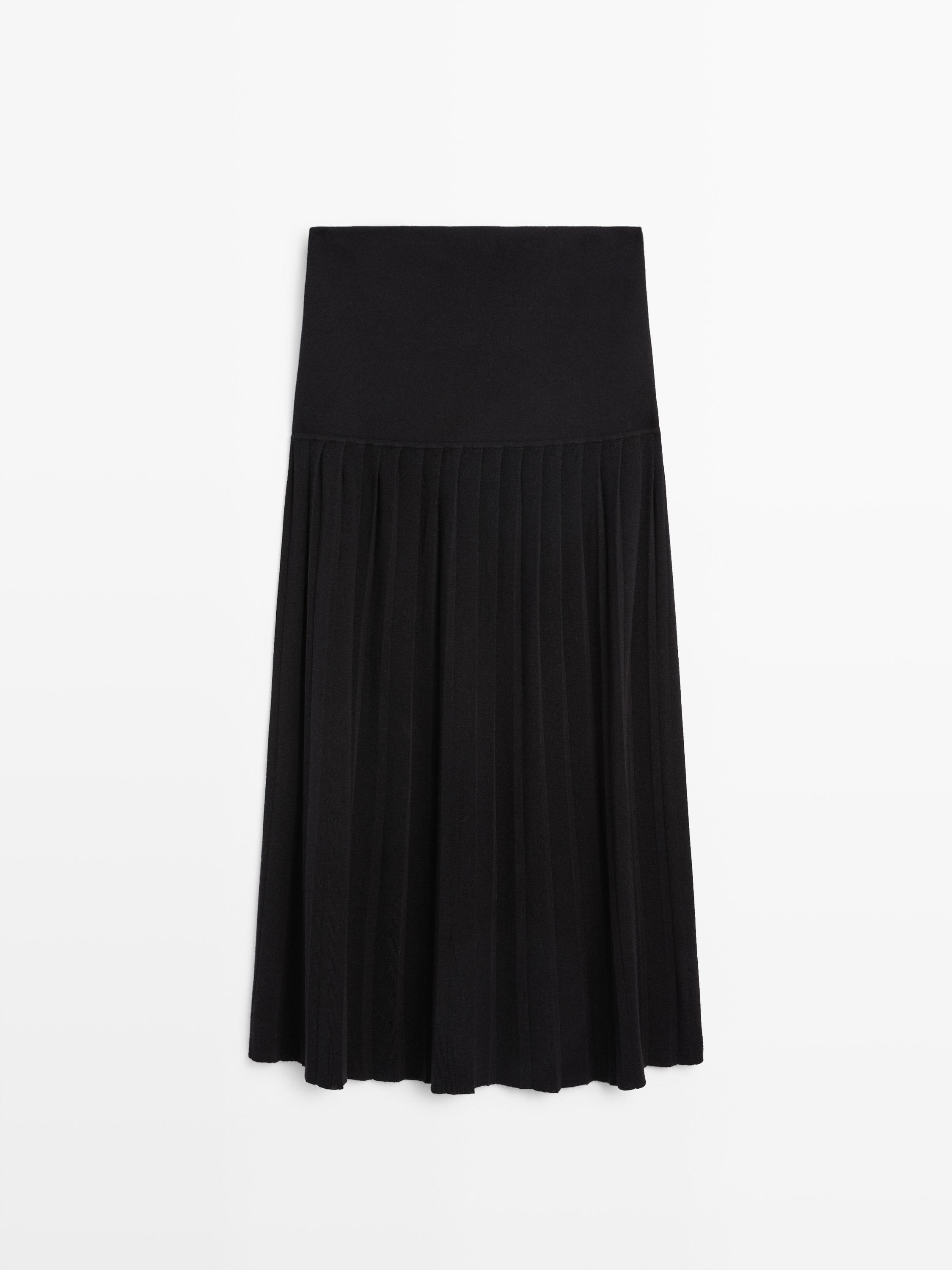 Midi skirt with box pleats — BLACK