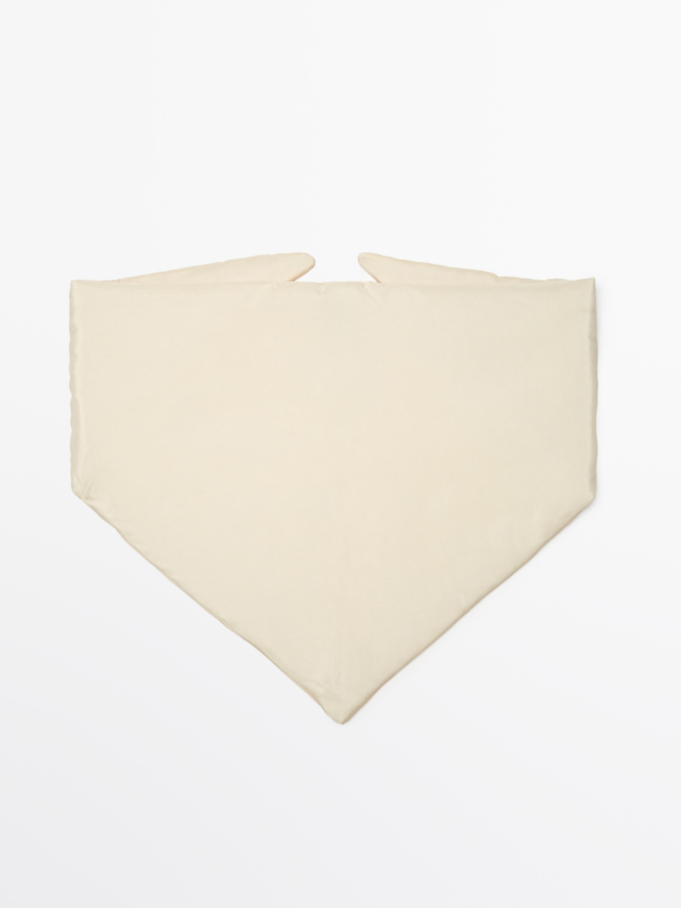 Bandana acolchoada 100% seda