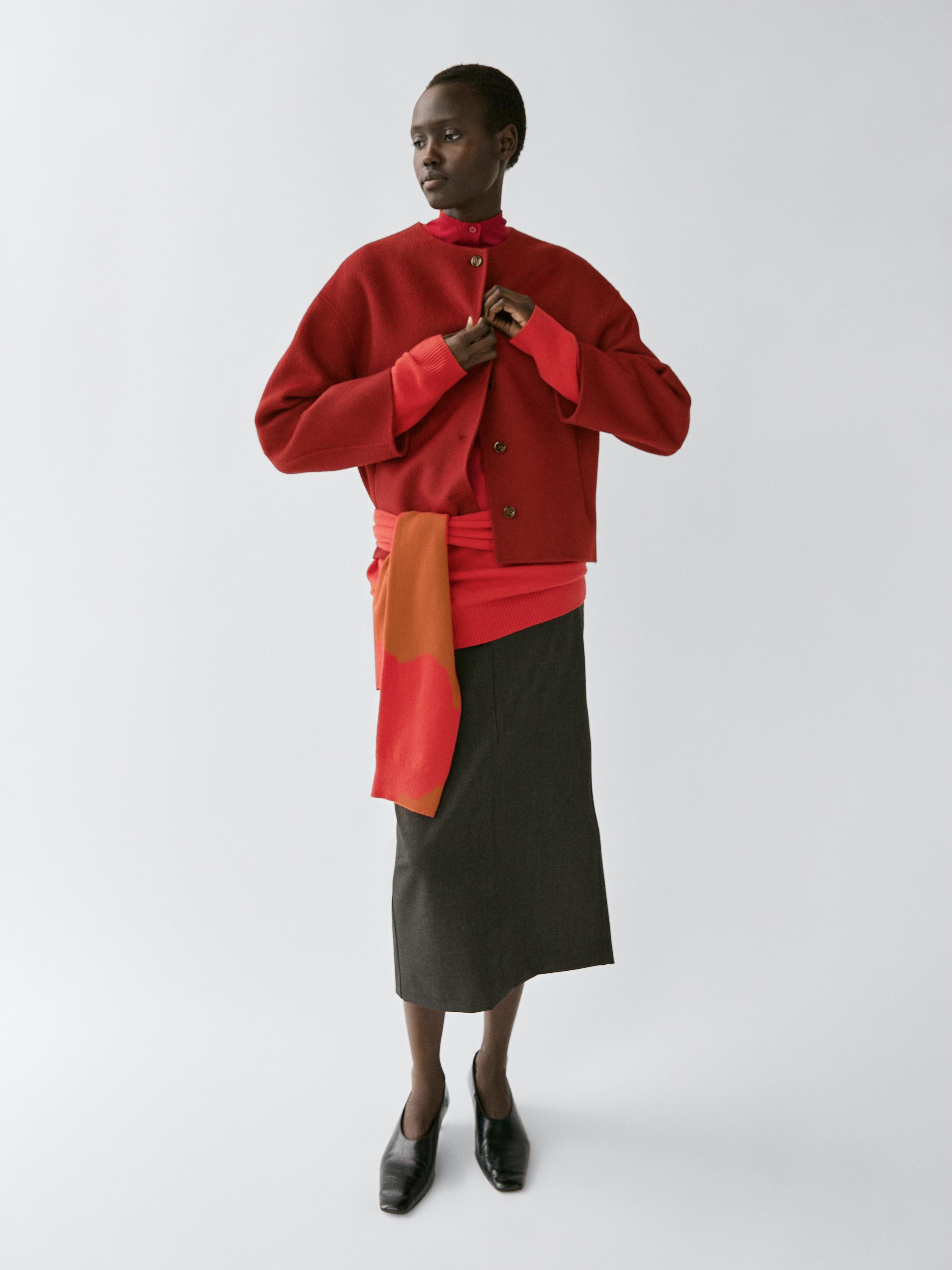 Wool blend jacket with seams — RED