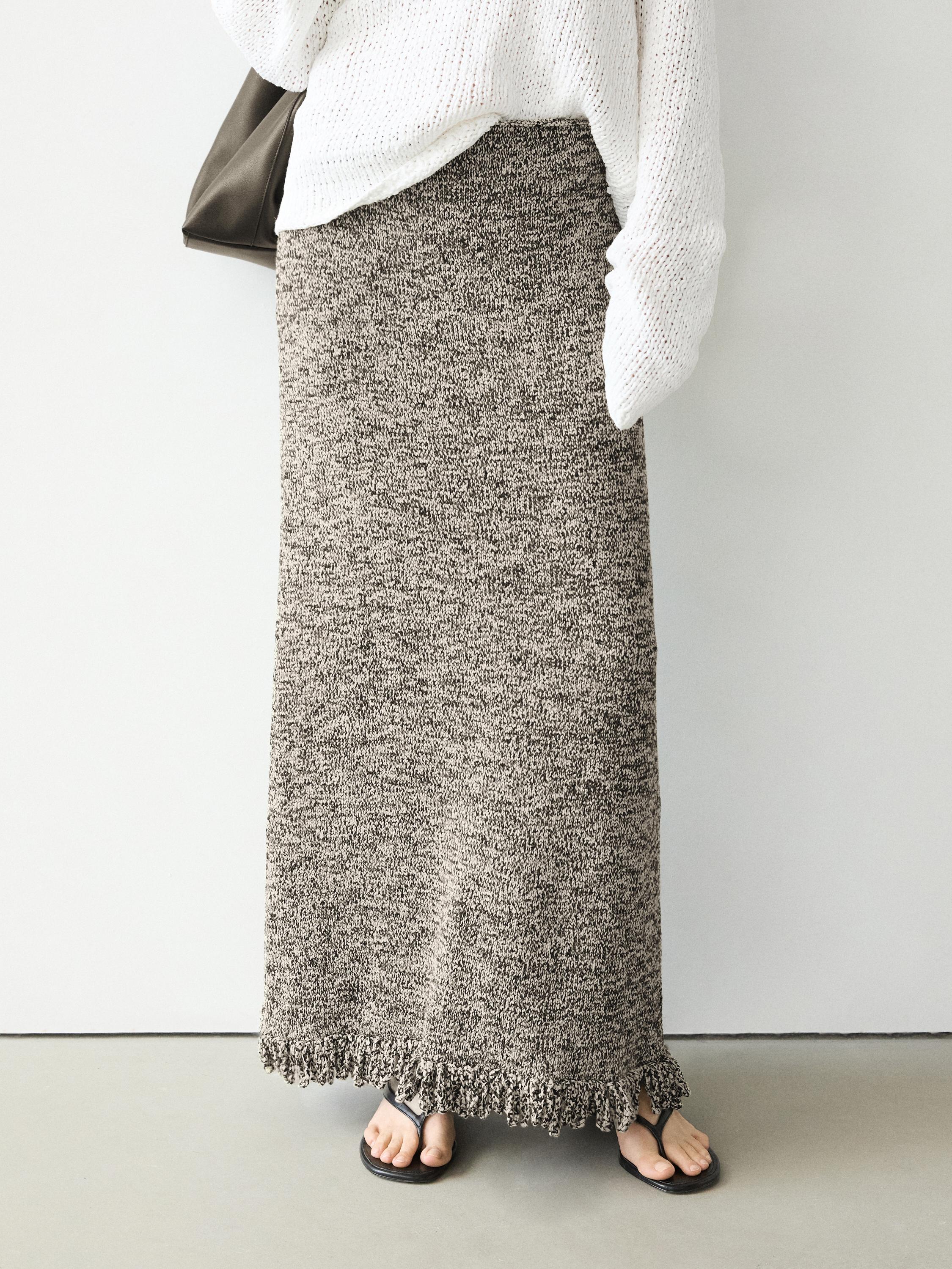 Total look knit skirt with fringing — BLACK