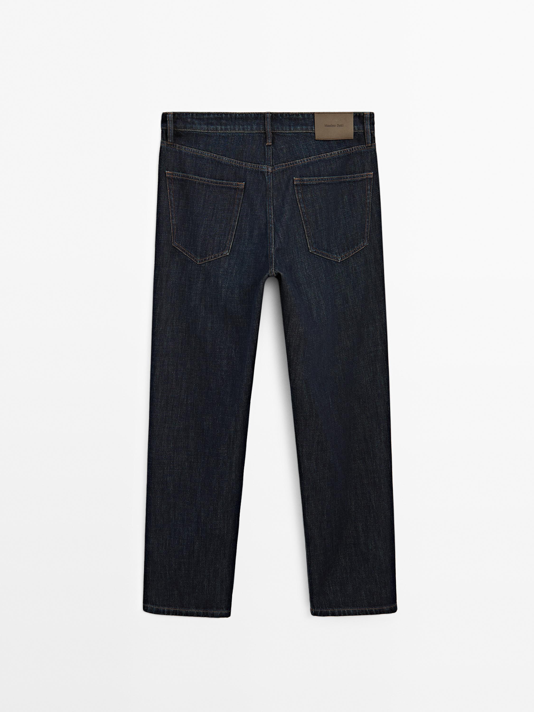 Tapered fit jeans