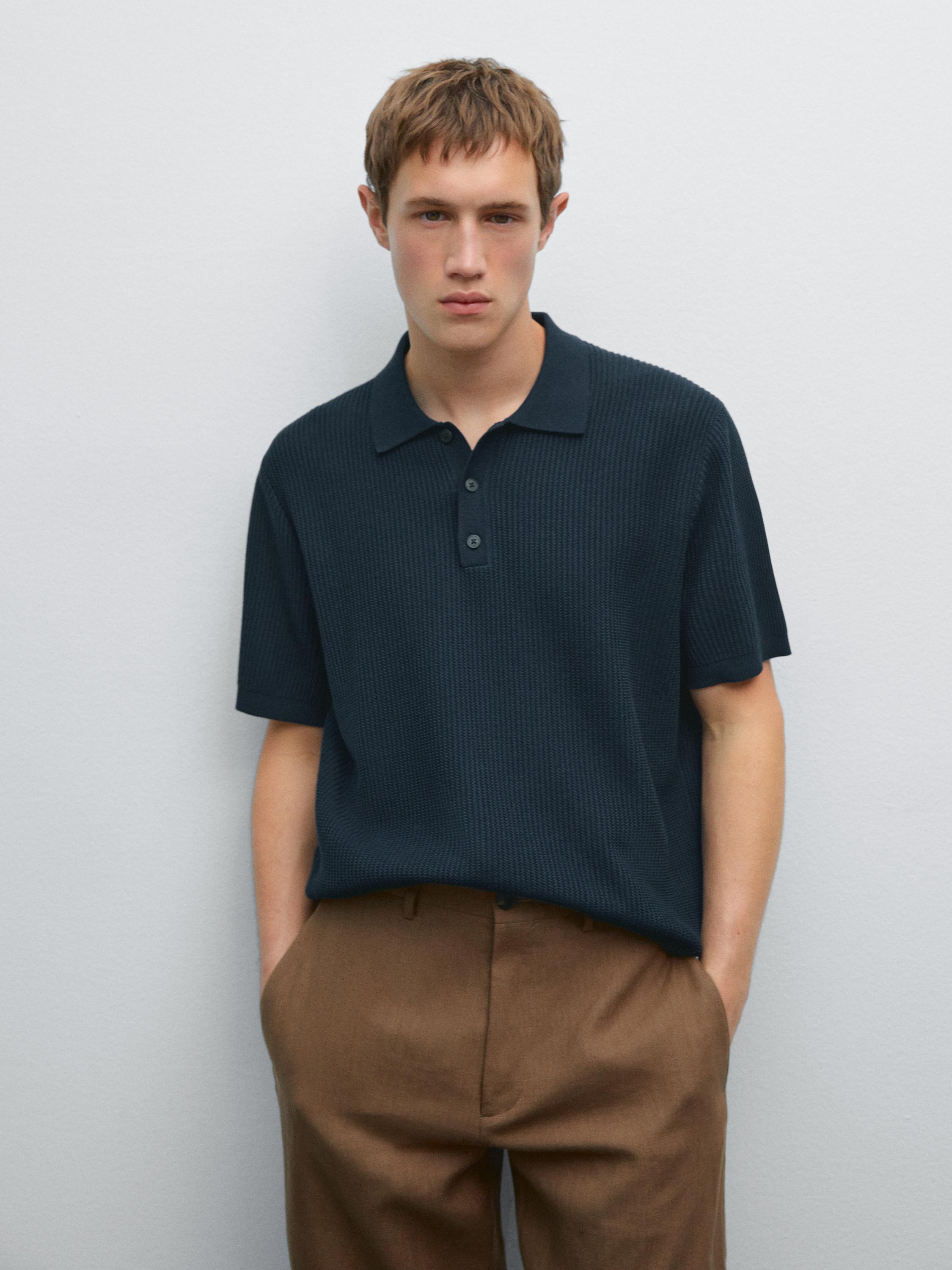 Structure knitted polo shirt 100% cotton