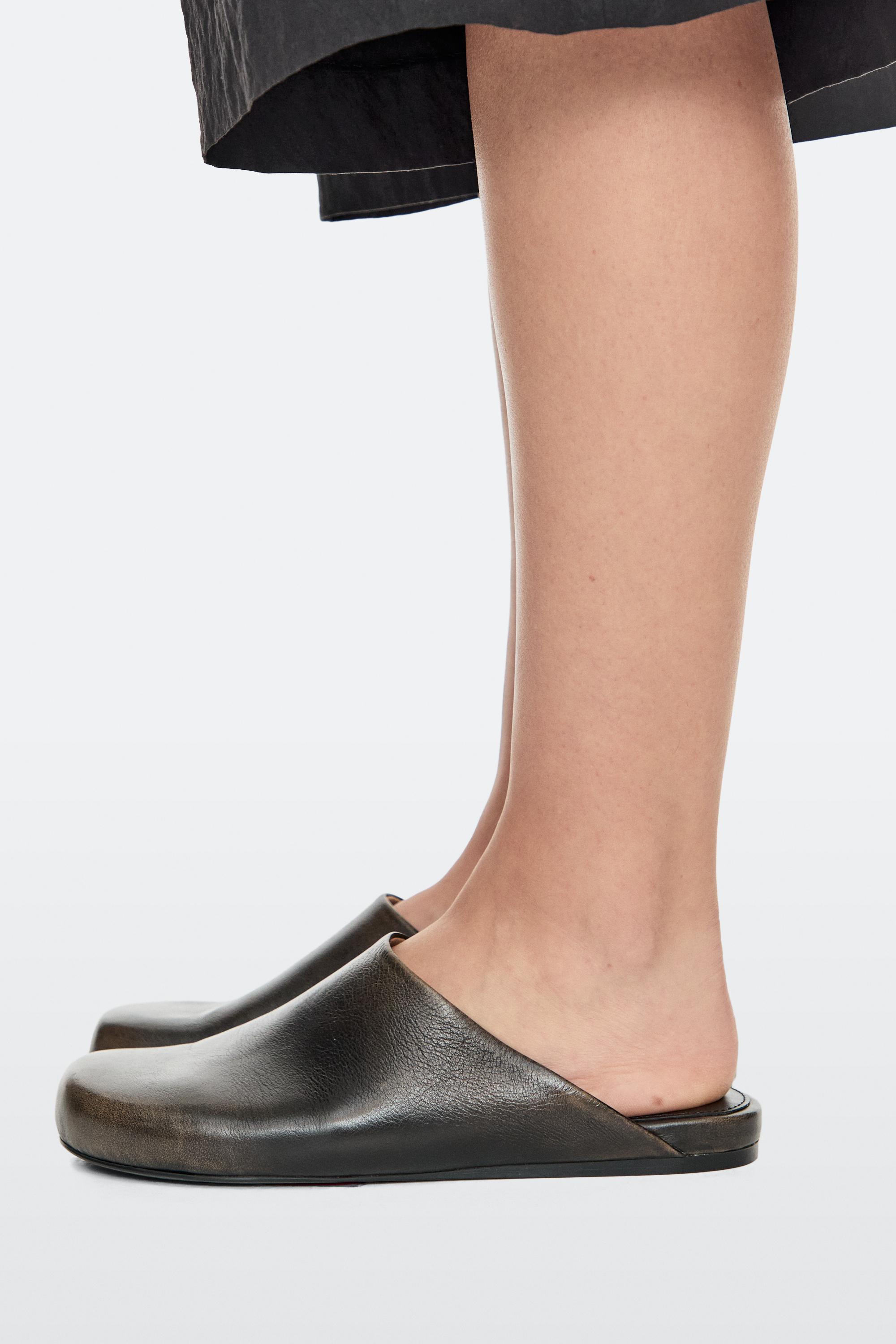 Leather mule clogs — BROWN
