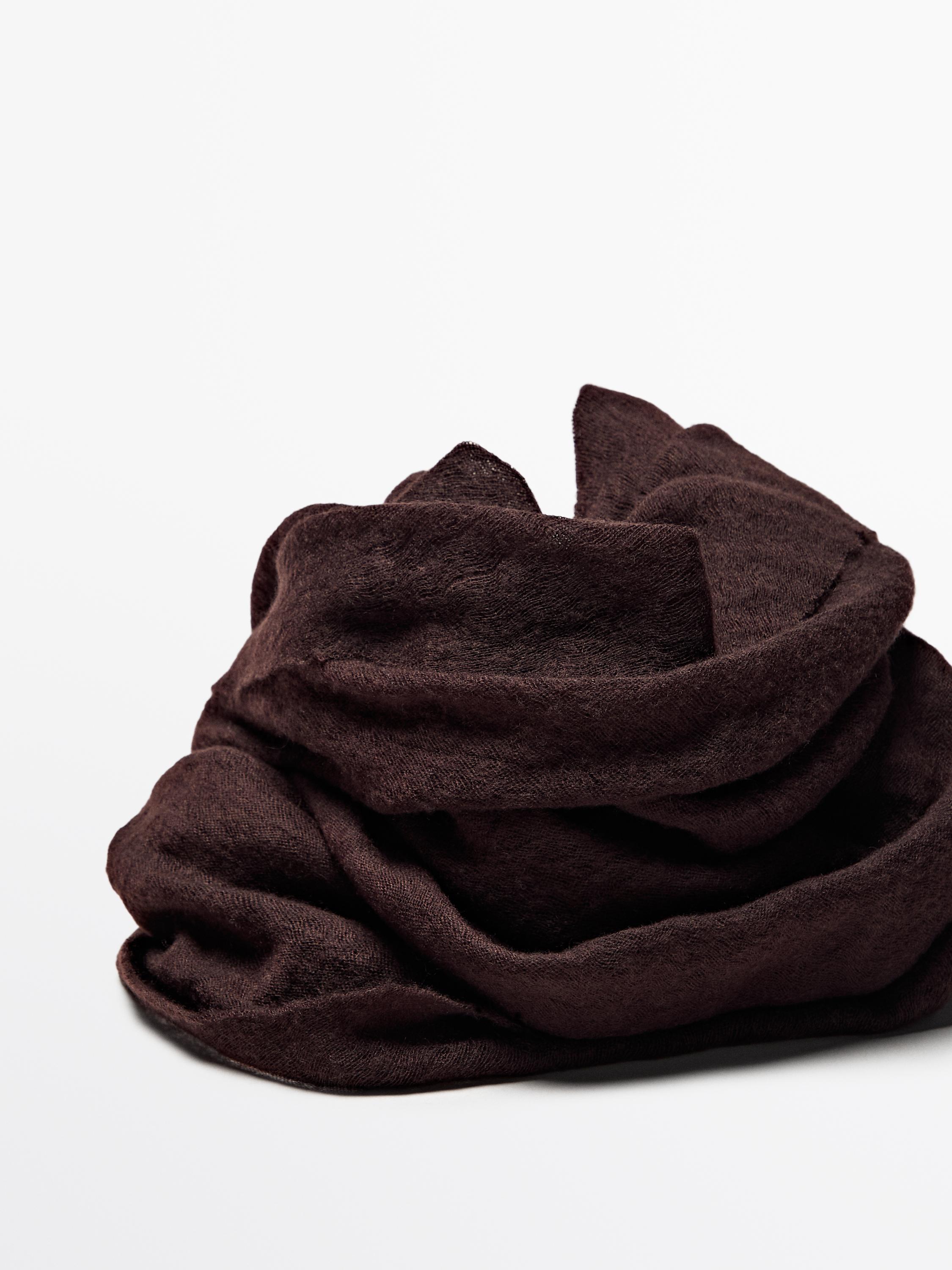 100% cashmere scarf