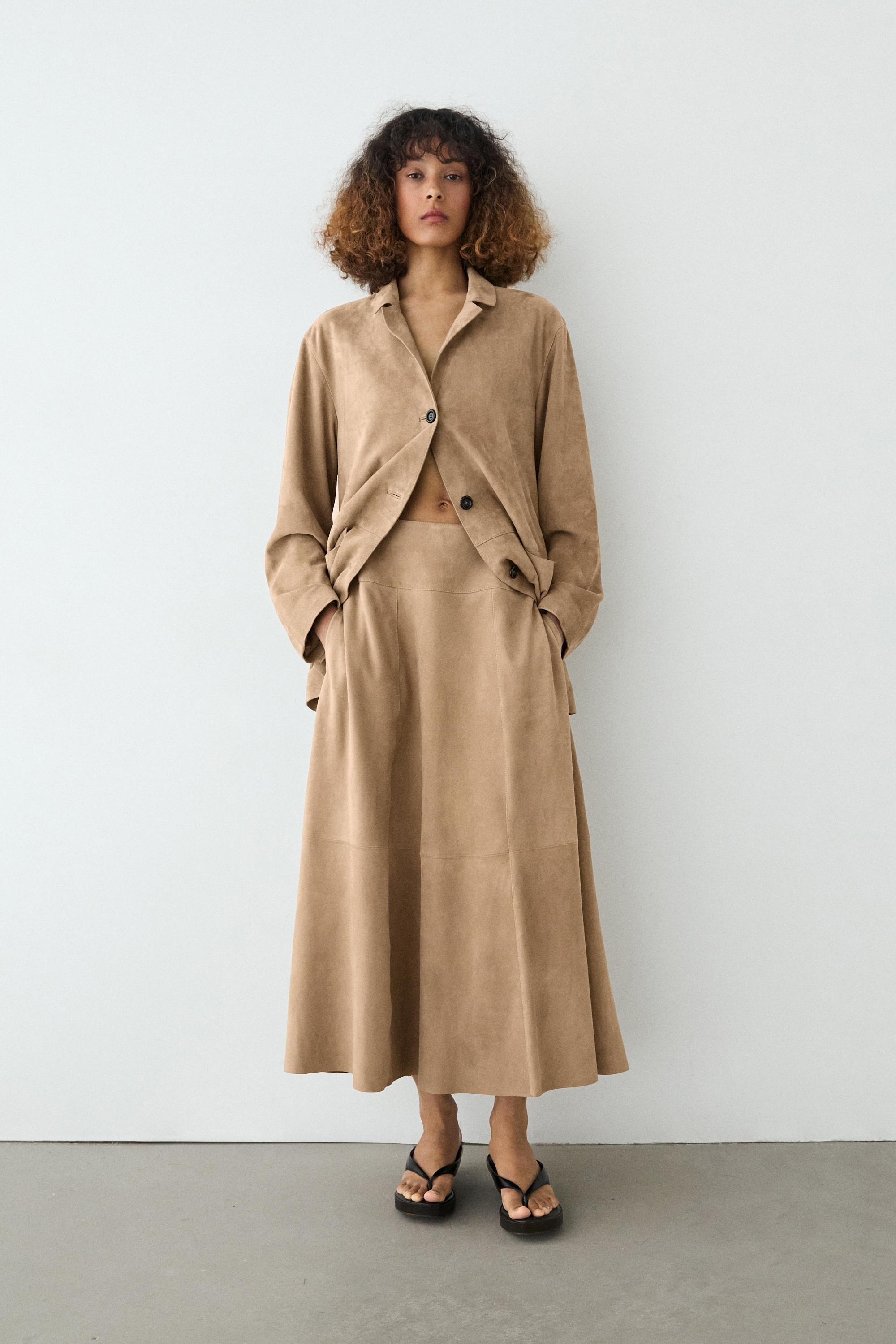 100% suede leather blazer with pocket details — SAND
