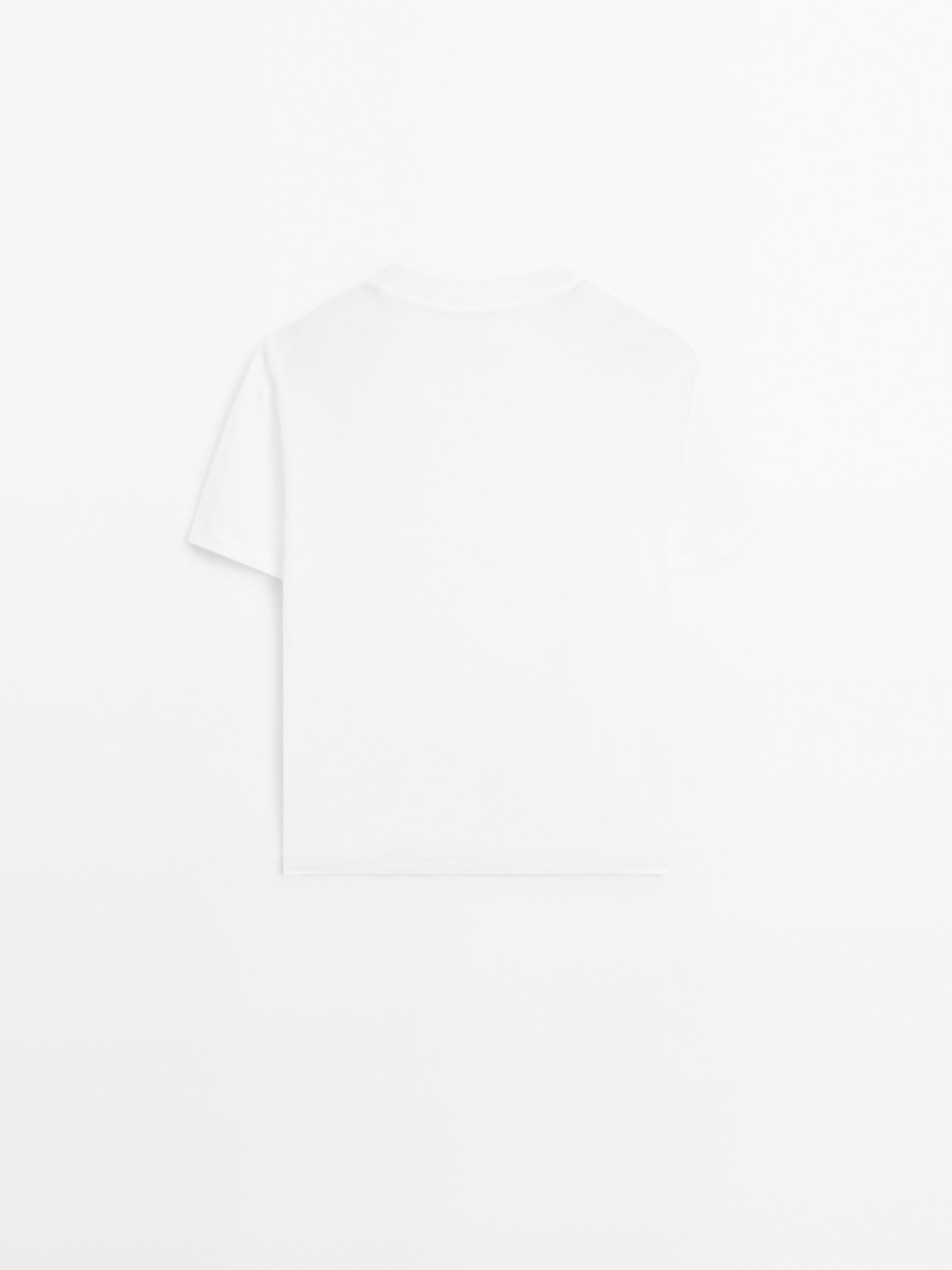 Lightweight short sleeve T-shirt
