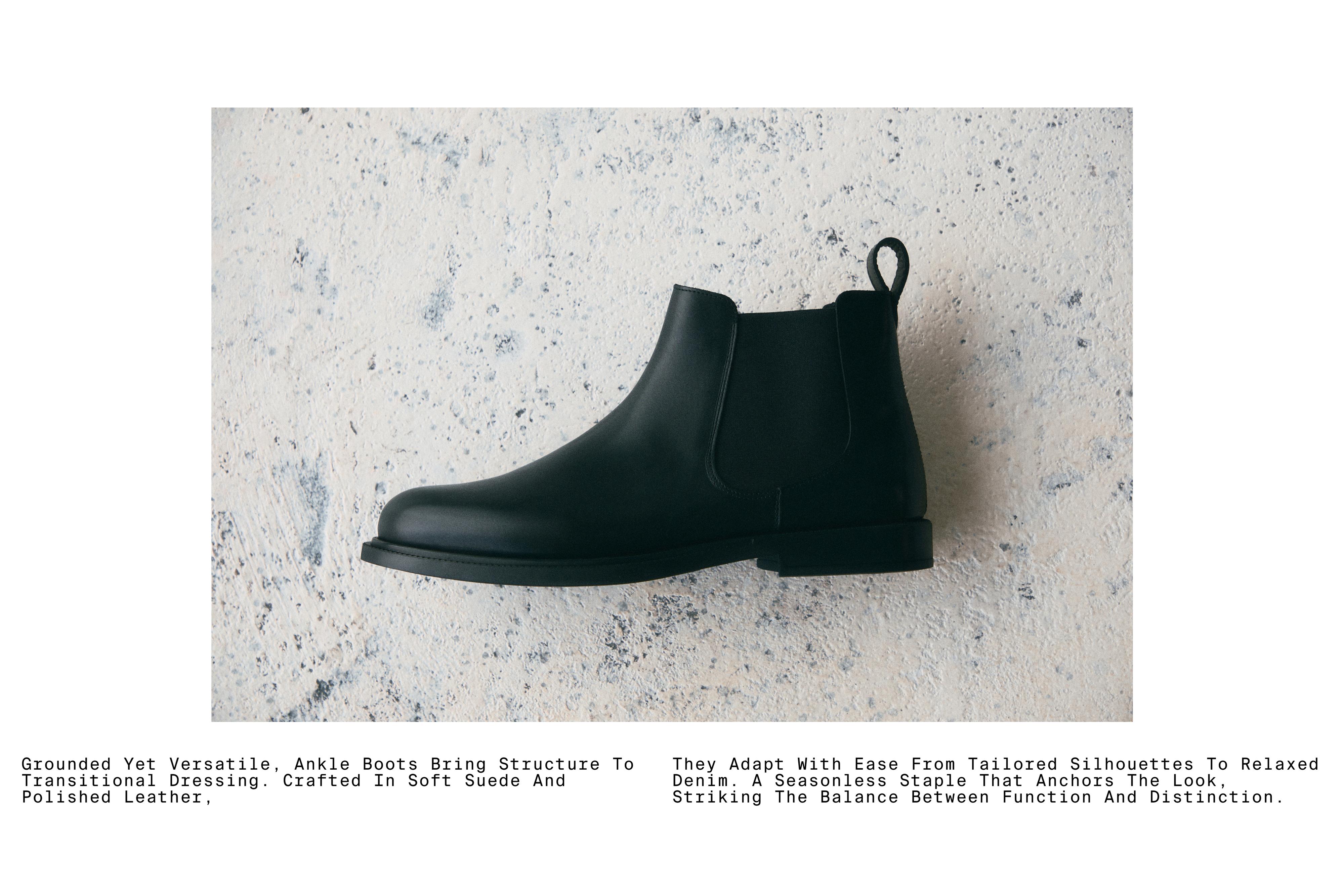 Nappa ankle boots with elastic gores