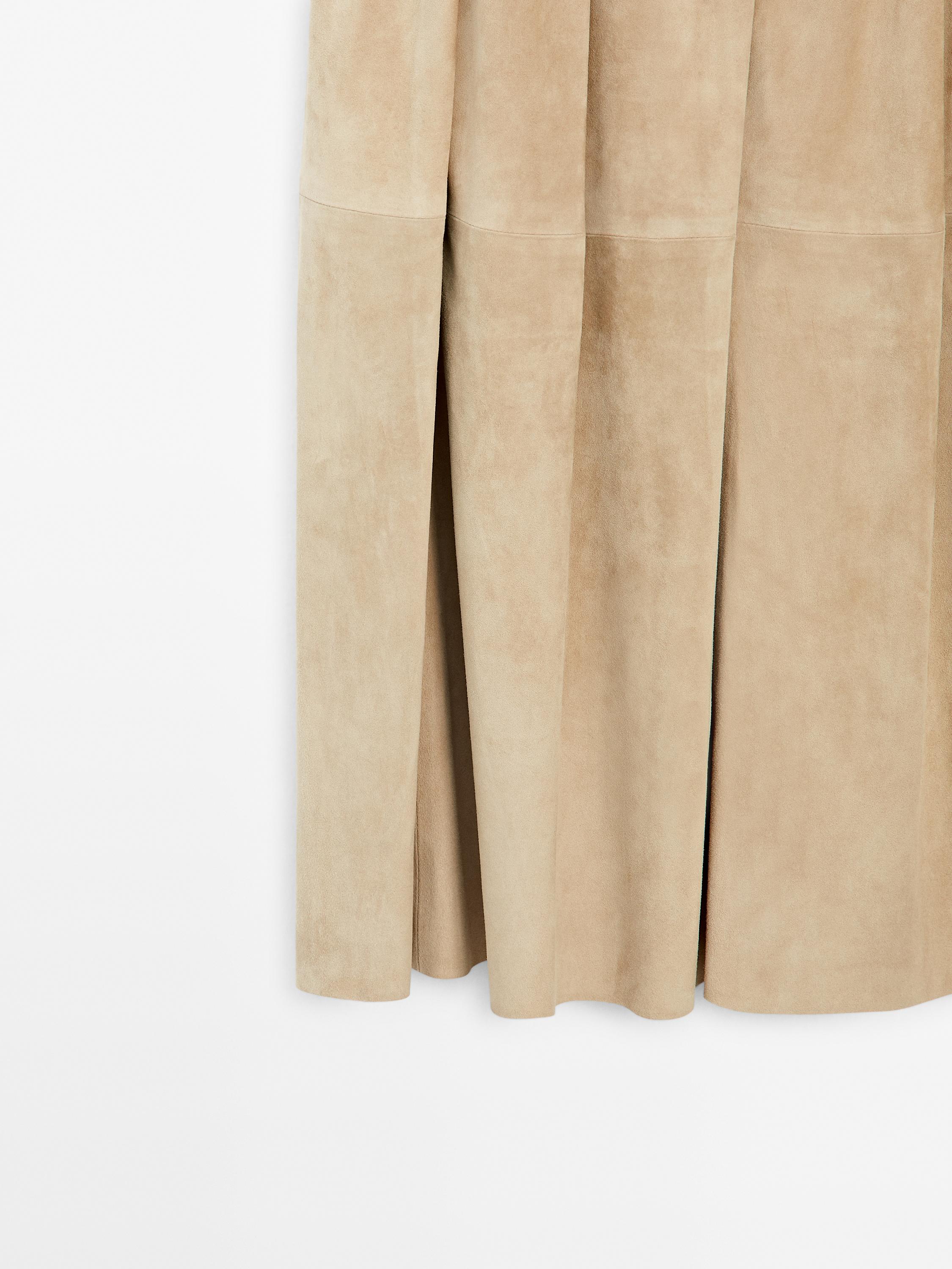 Long pleated suede leather skirt