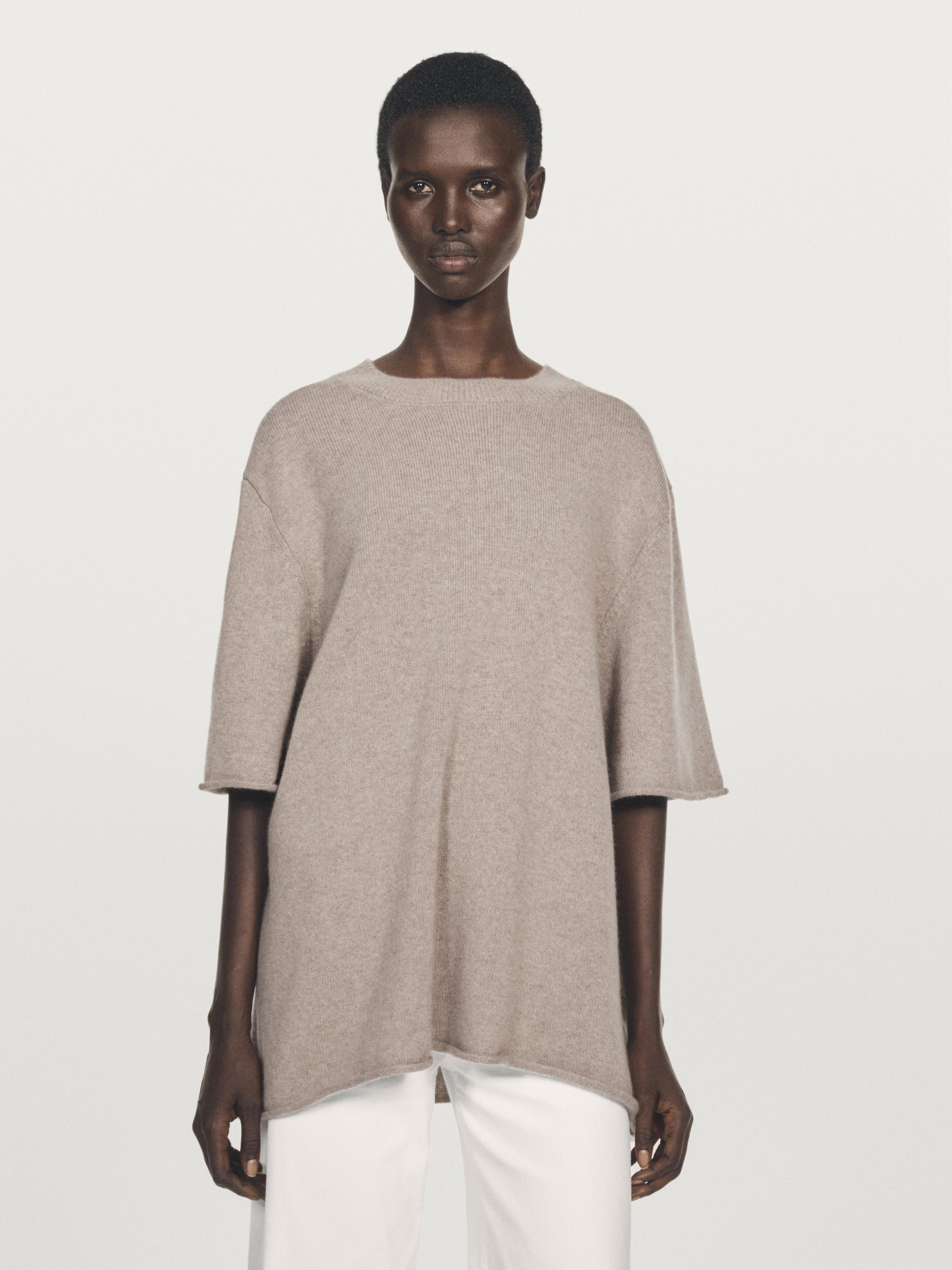 100% cashmere oversize knit sweater