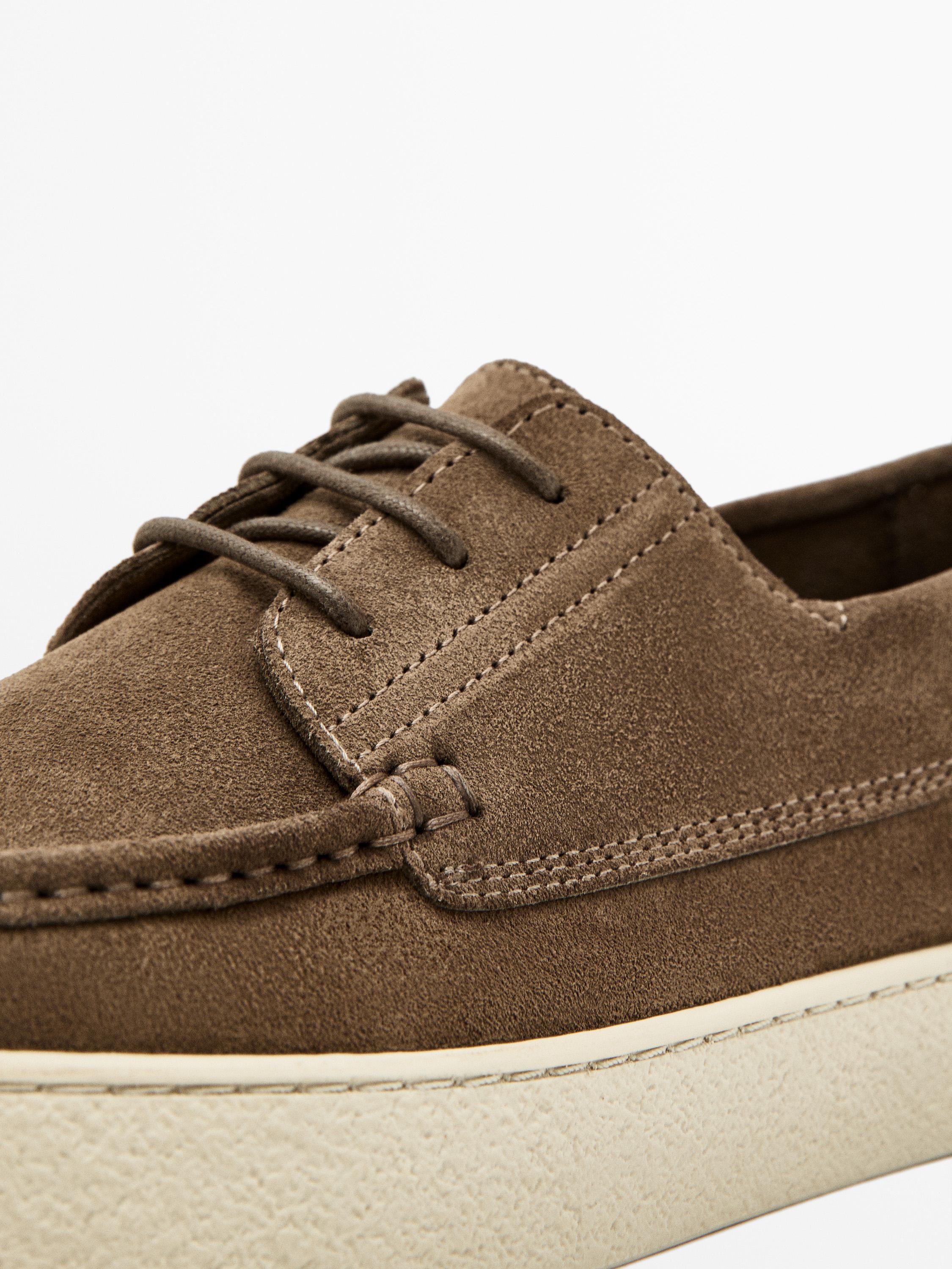 Soft split leather deck shoes