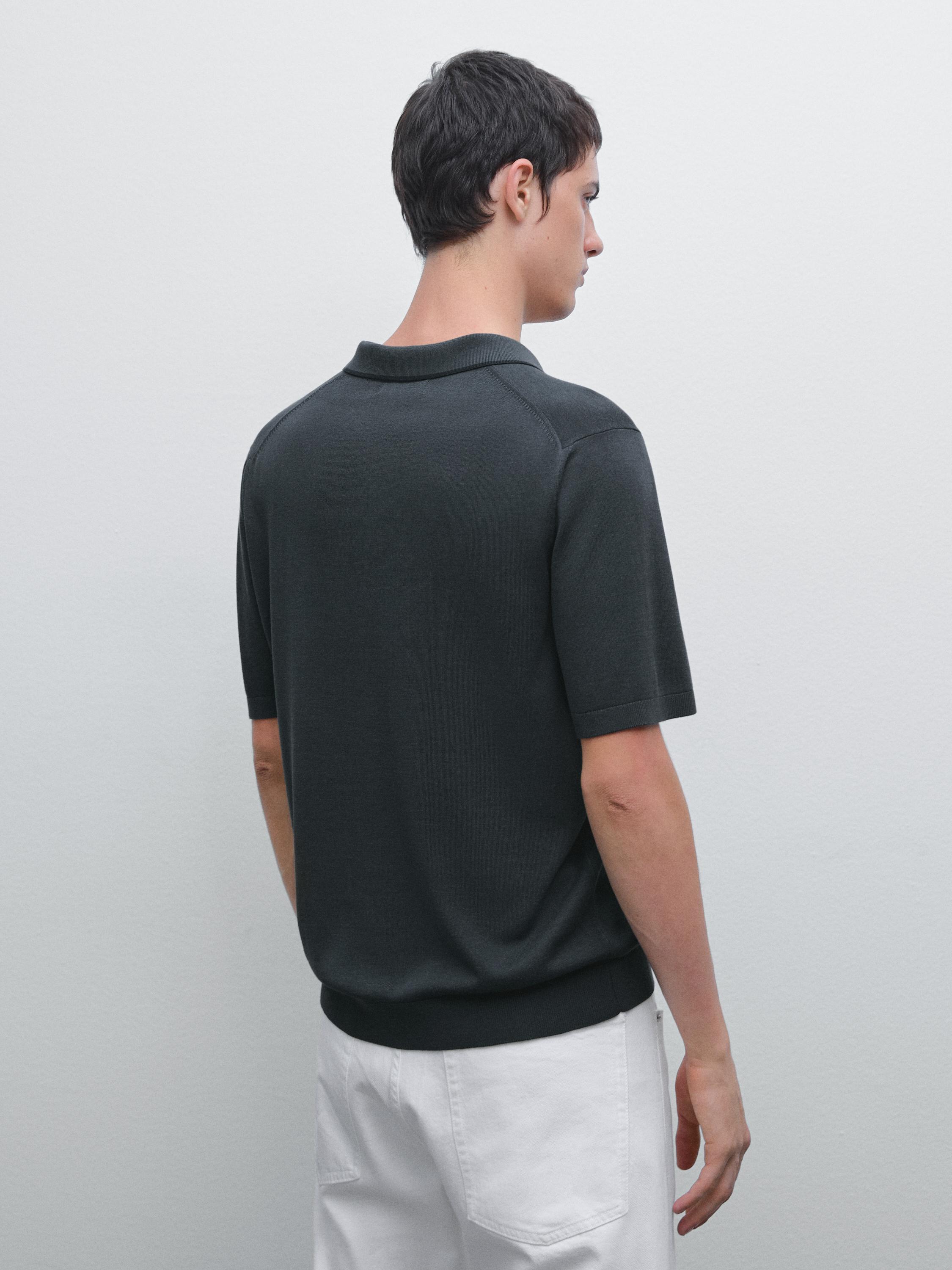 Trikot-Poloshirt mit Farbdetail am Kragen