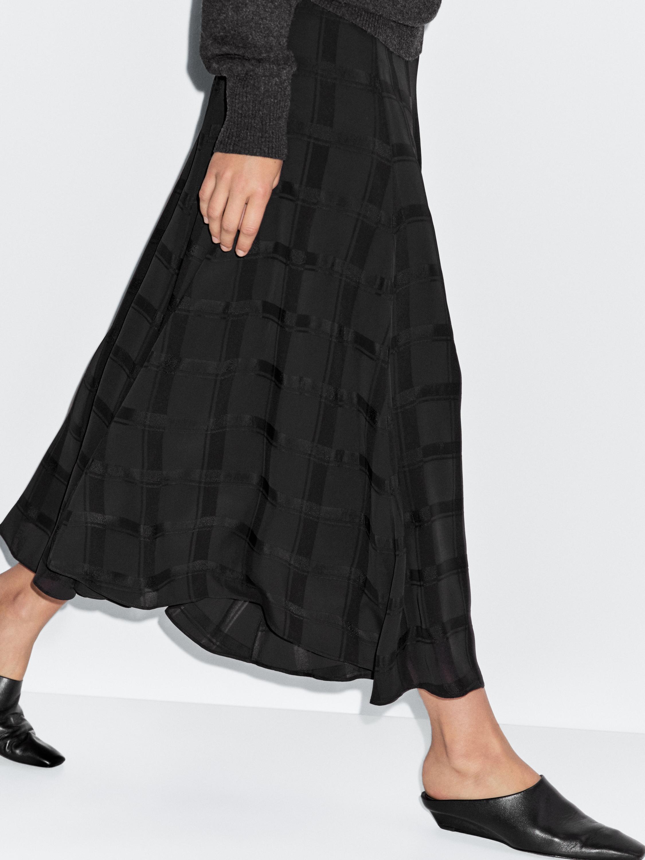 Long flounce skirt