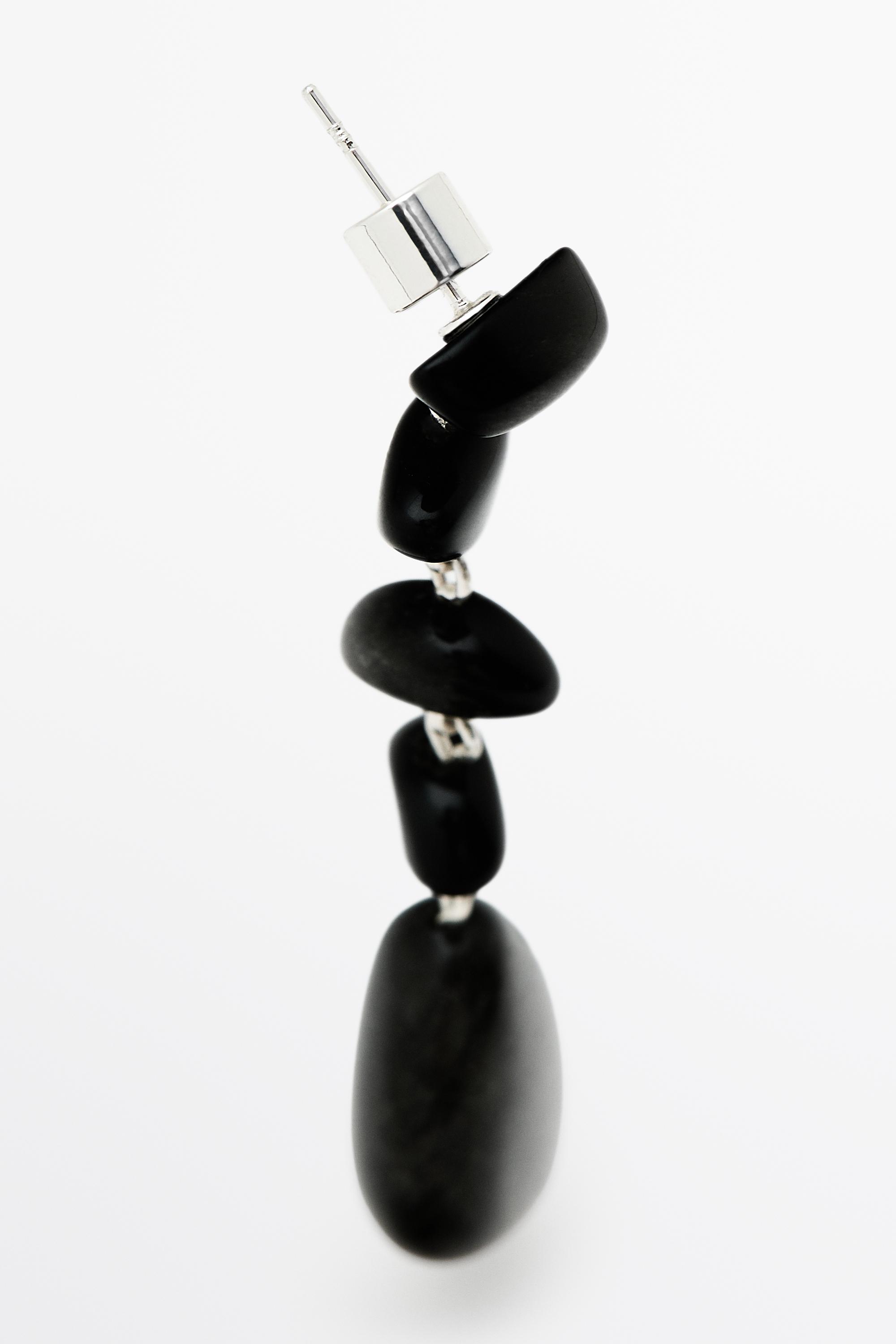 Gemstone dangle earrings — BLACK