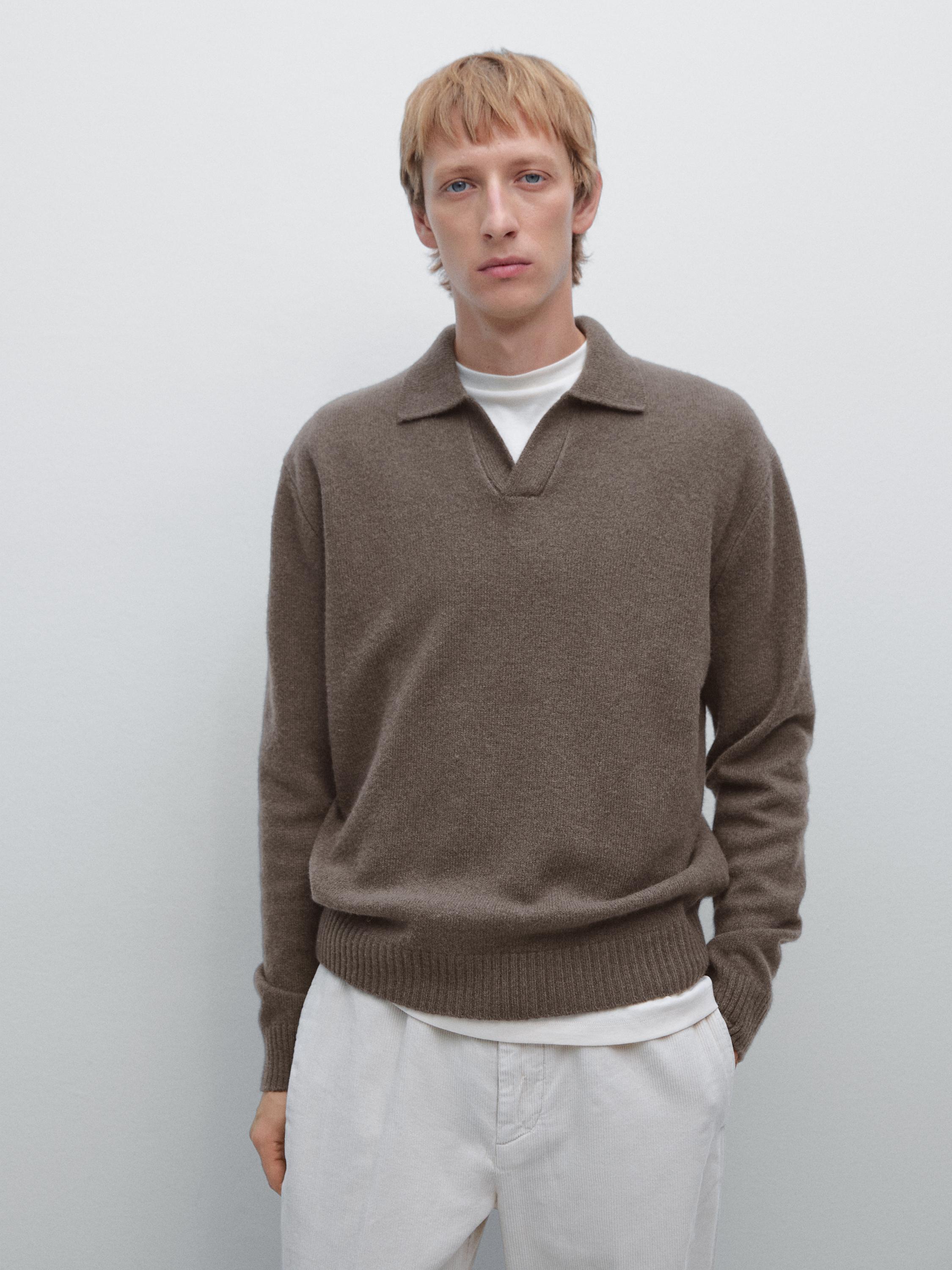 Wool blend V-neck polo sweater