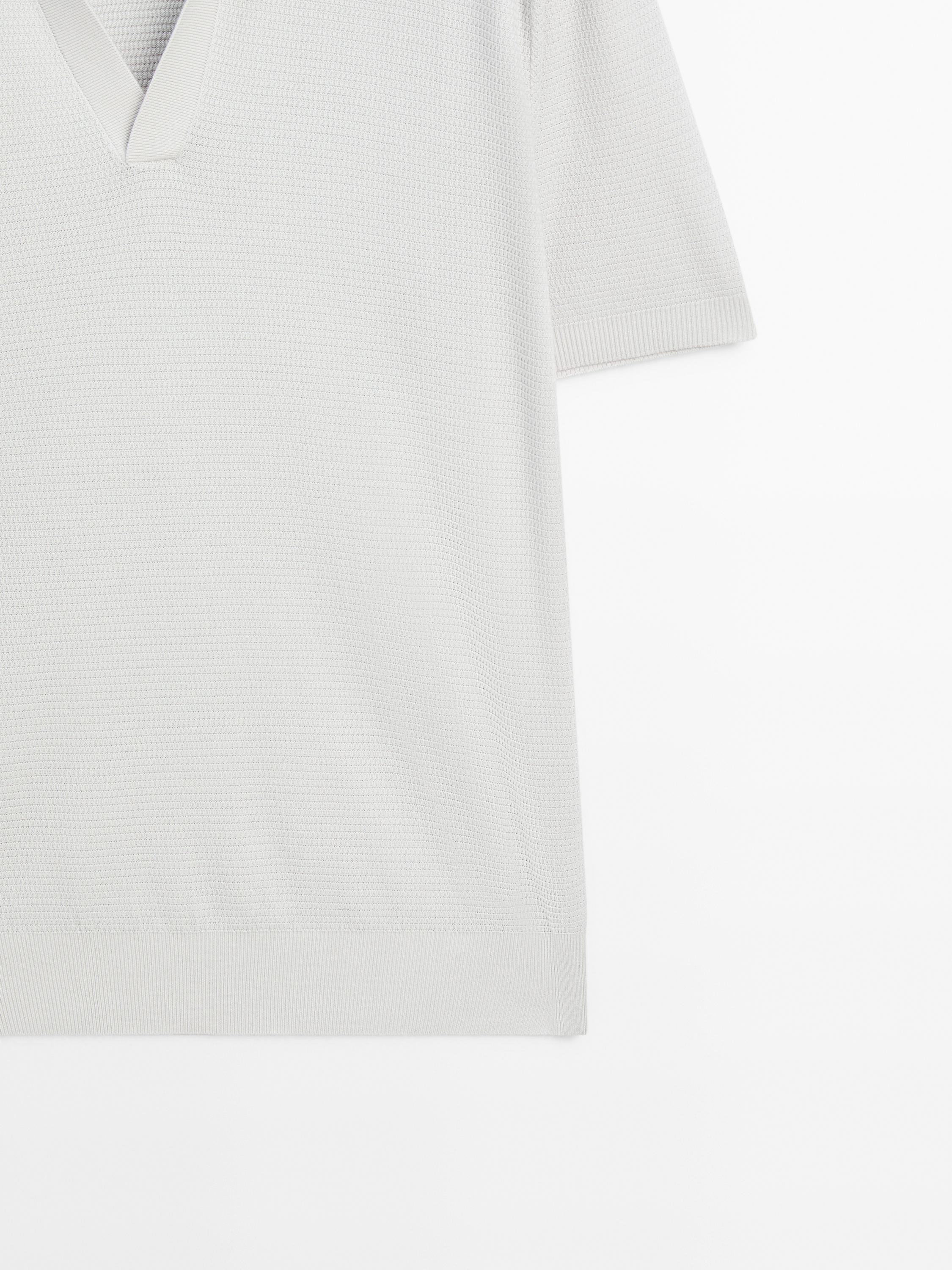 Knit V-neck polo shirt