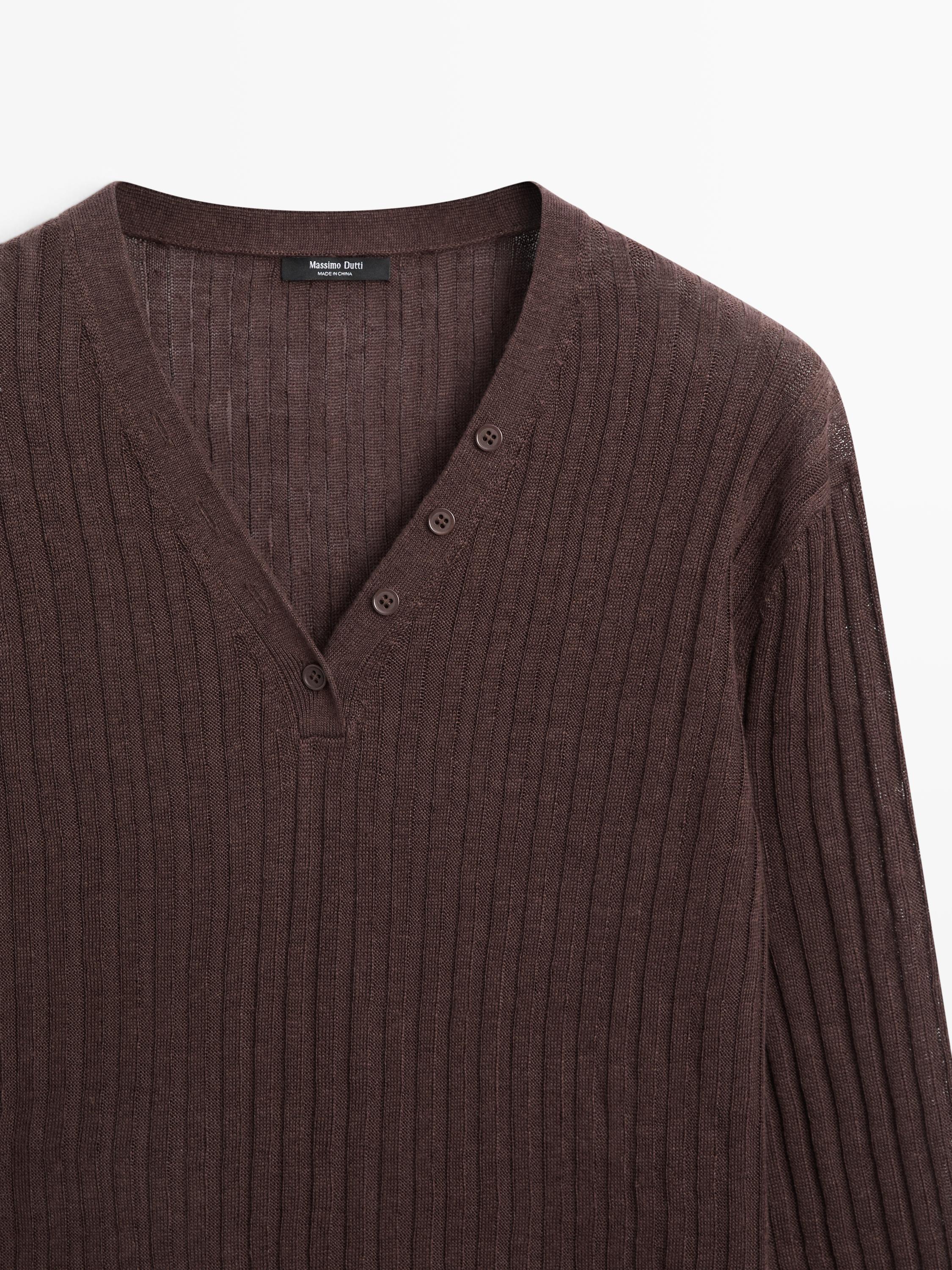 100% linen knit sweater with button details — Chocolate