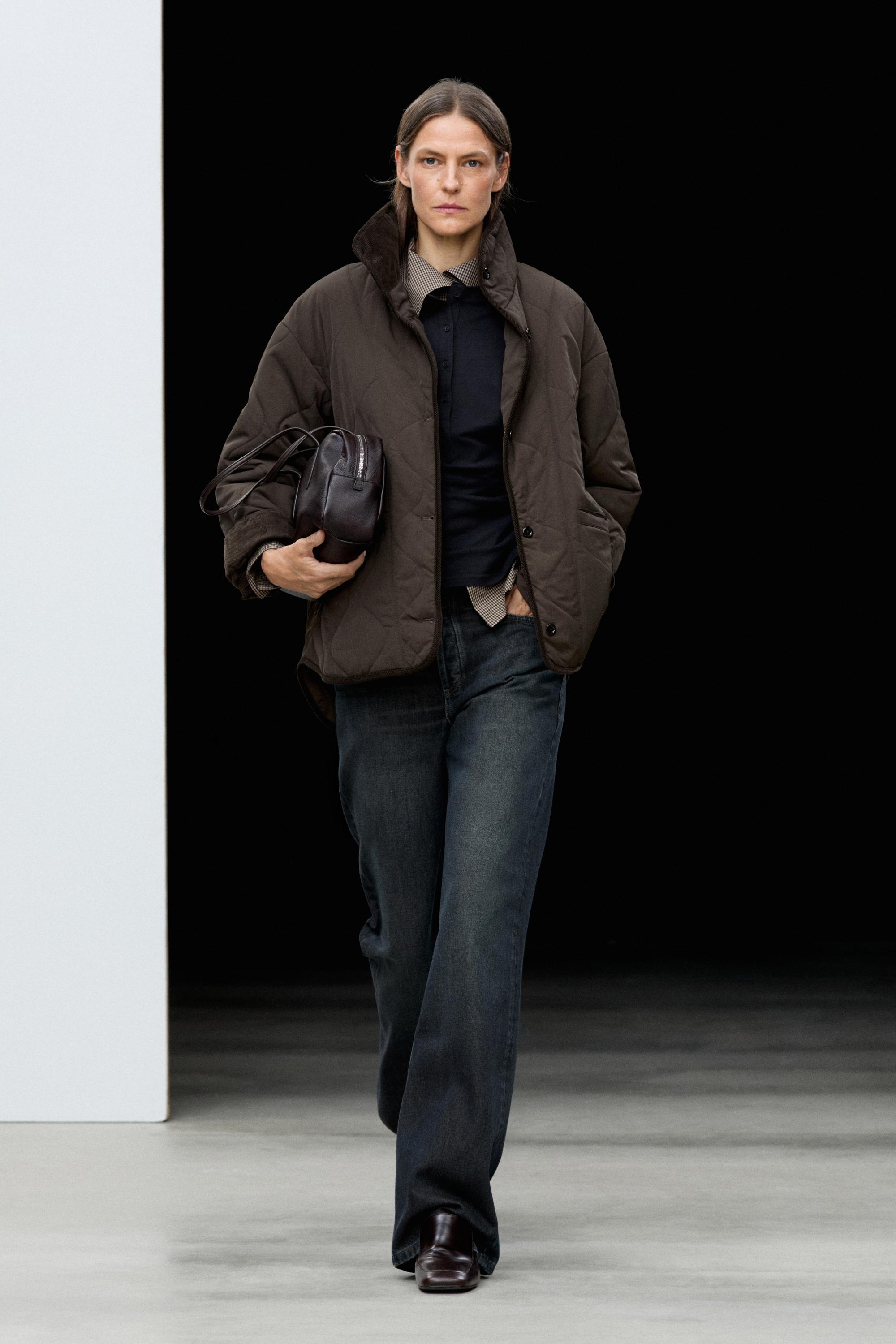 Jacket with wavy stitching detail