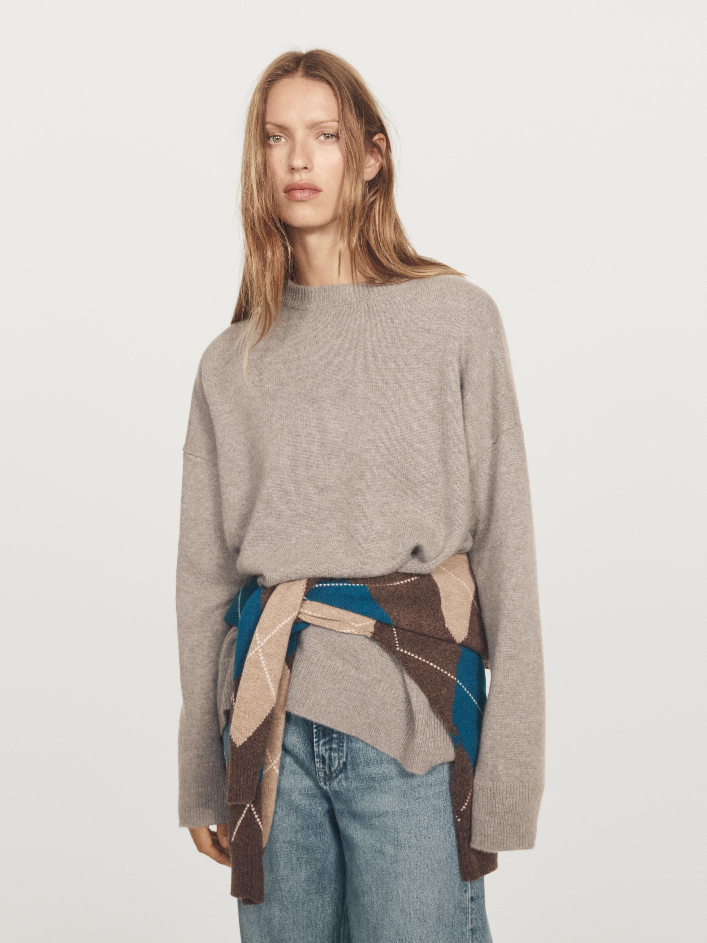 100% cashmere oversize knit sweater
