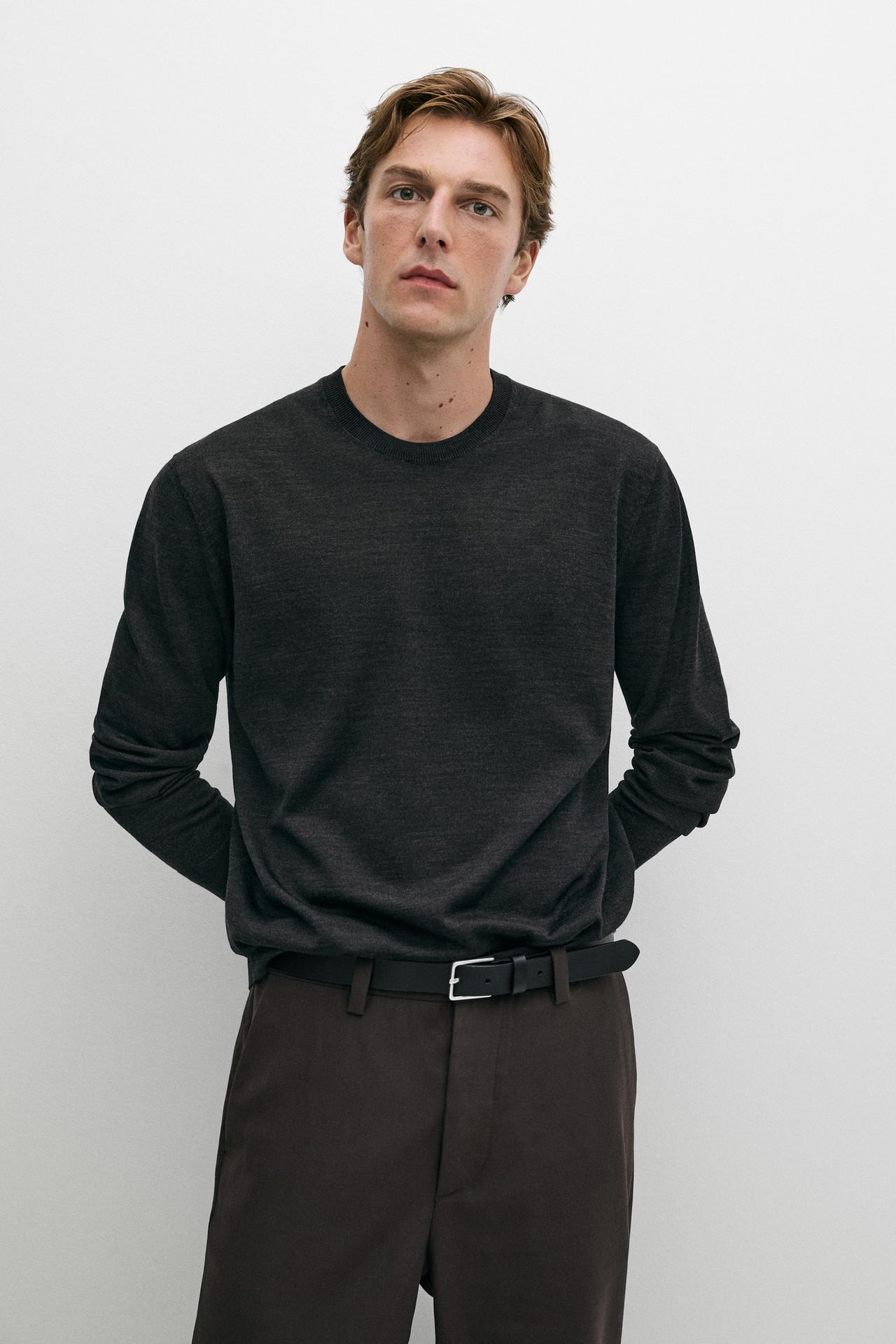 100% merino wool round neck knit sweater — CHARCOAL