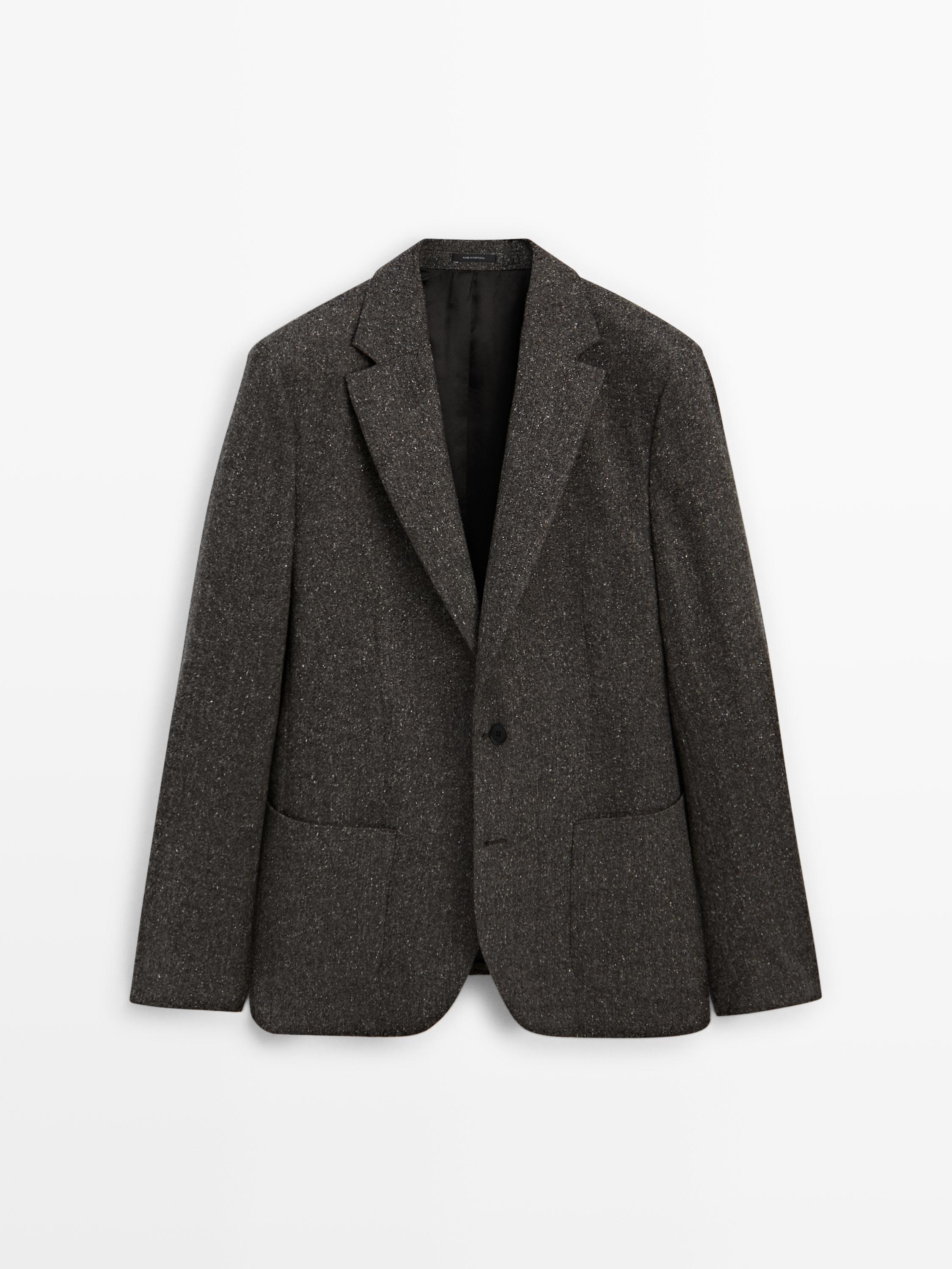 Wool blend buttoned jacket