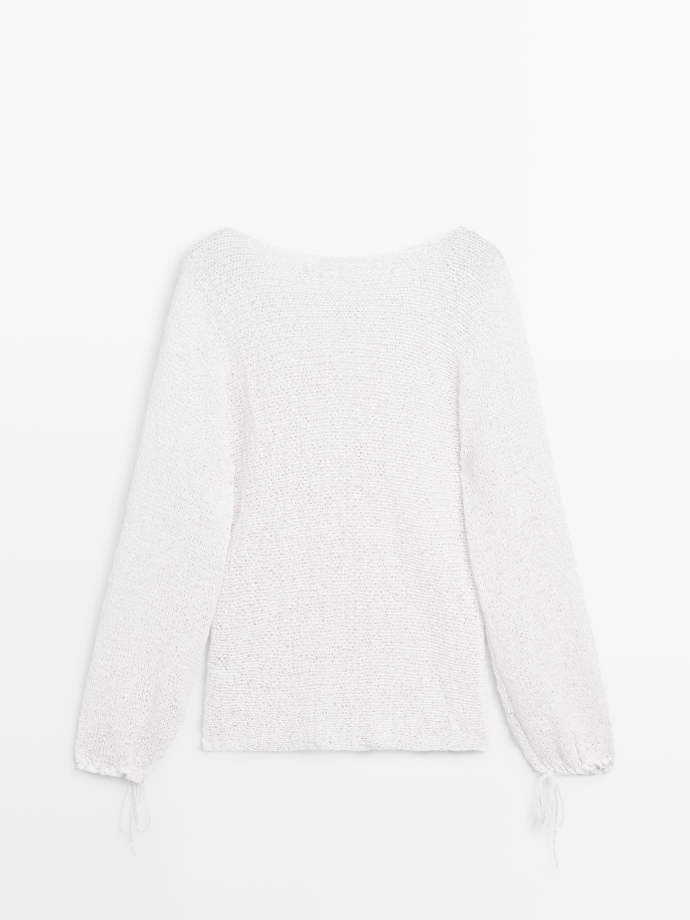 Balloon sleeve sweater with bows