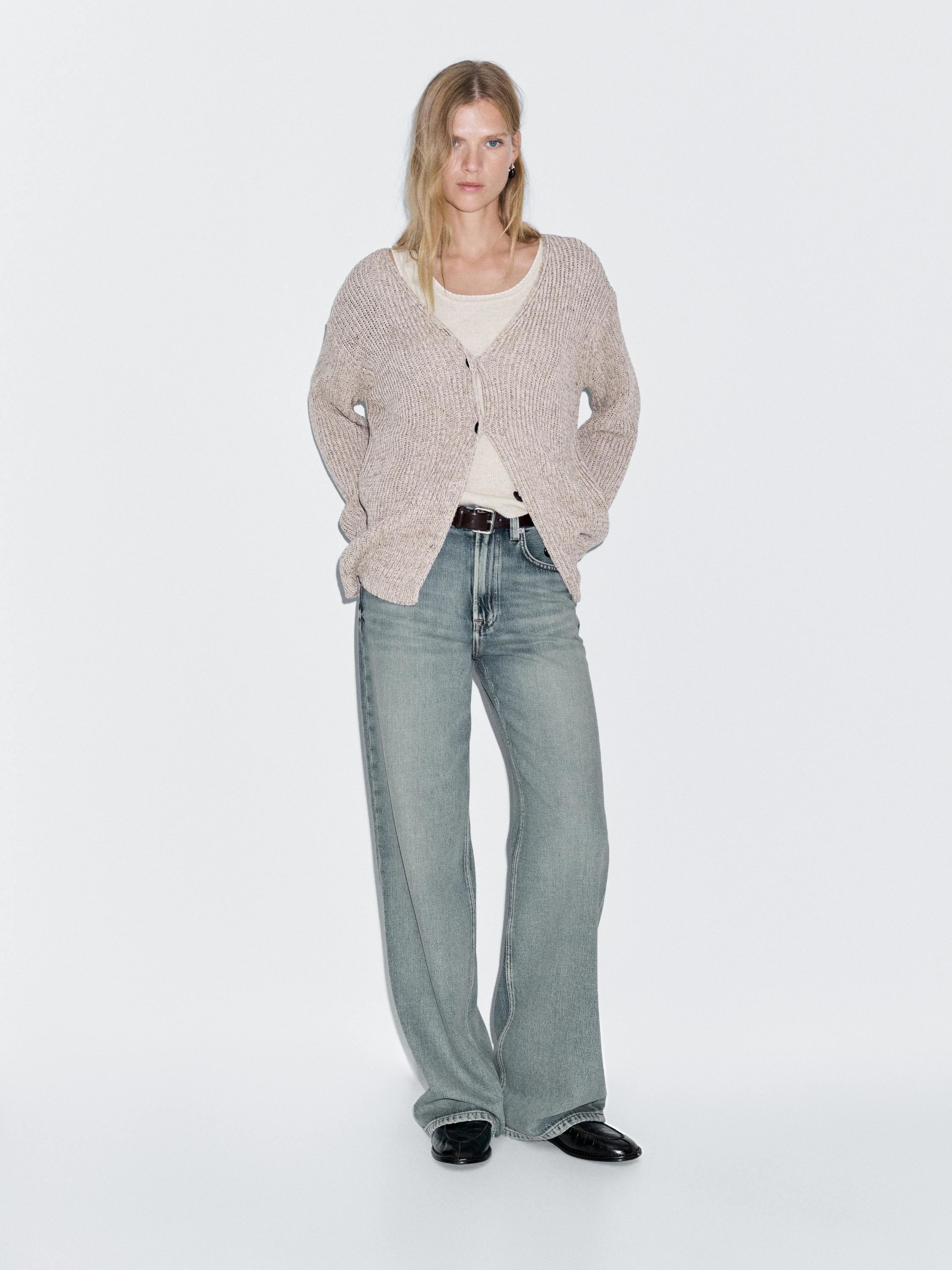 High-waist wide-leg jeans