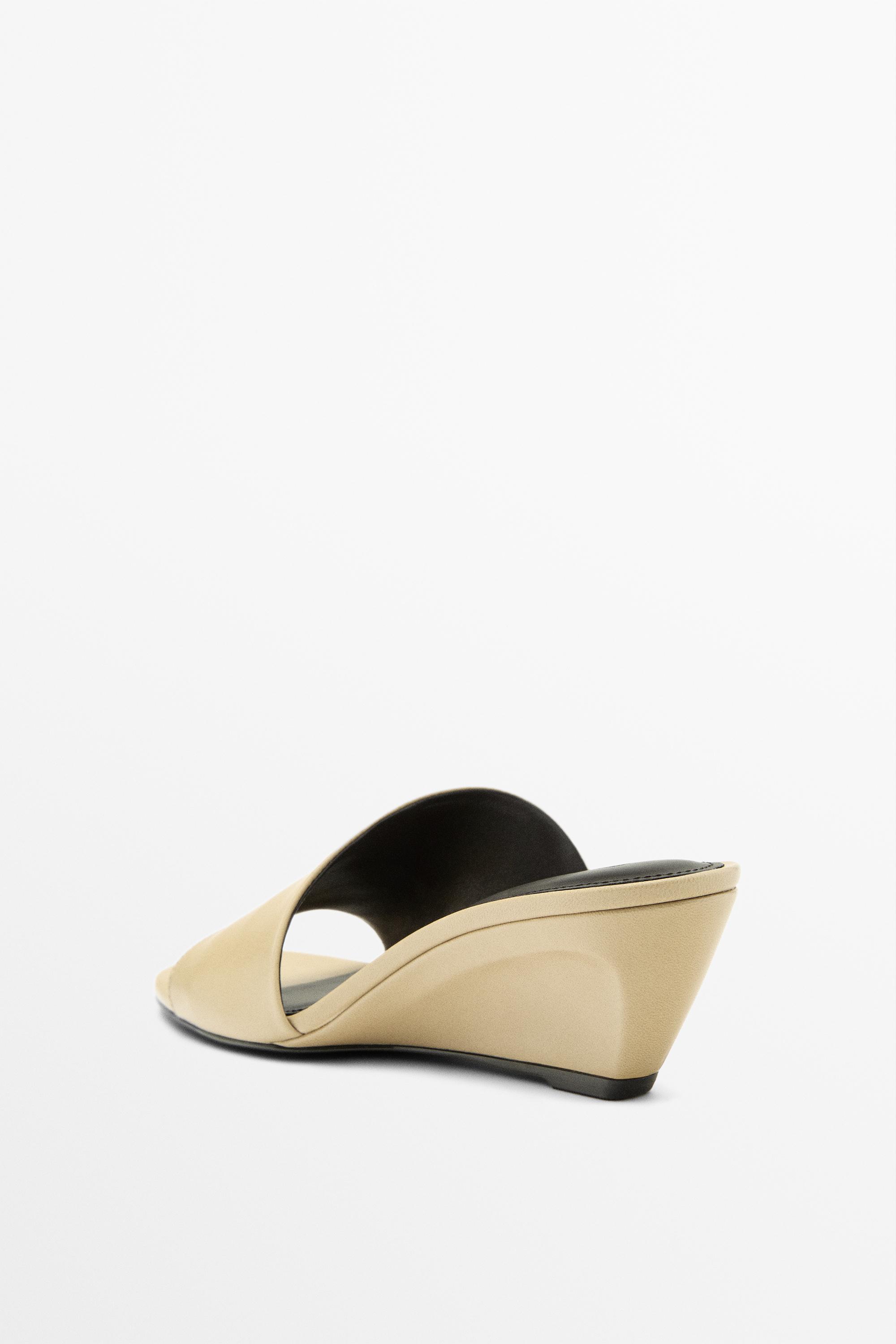 Soft leather wedge heel sandals — BEIGE