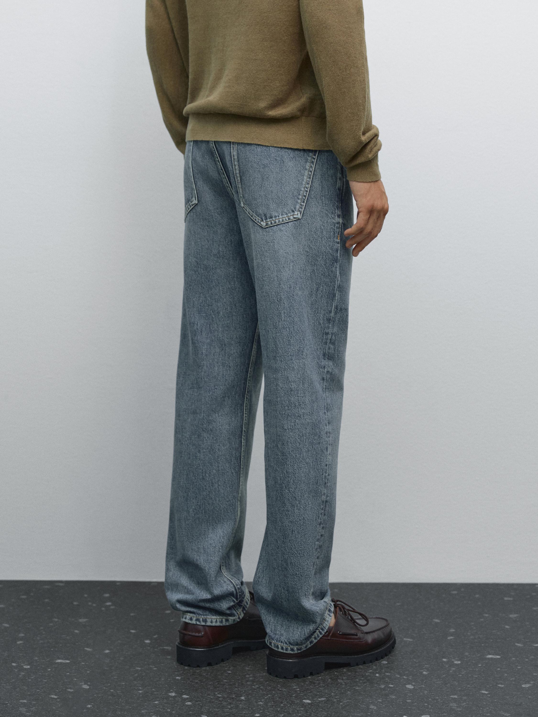 Džínsy v rovnom strihu straight fit